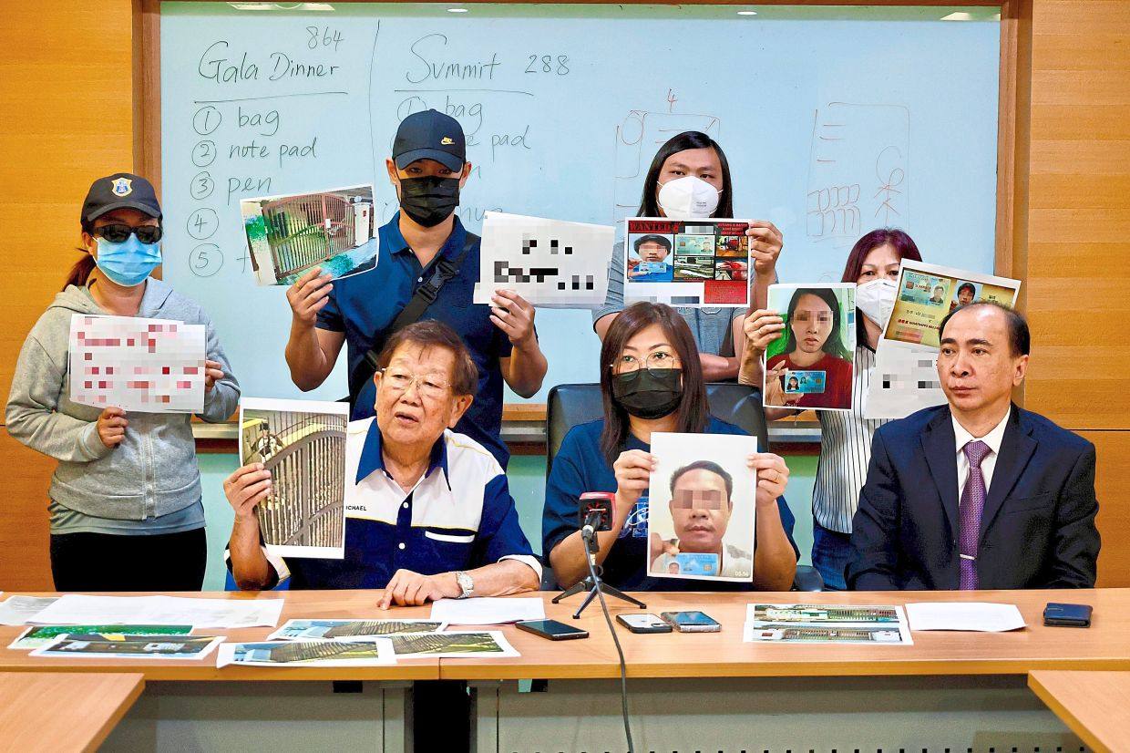 MCA Public Services and Complaints Department head Michael Chong (left) during a press conference on the loan shark cases in Kuala Lumpur. Photo: The Star