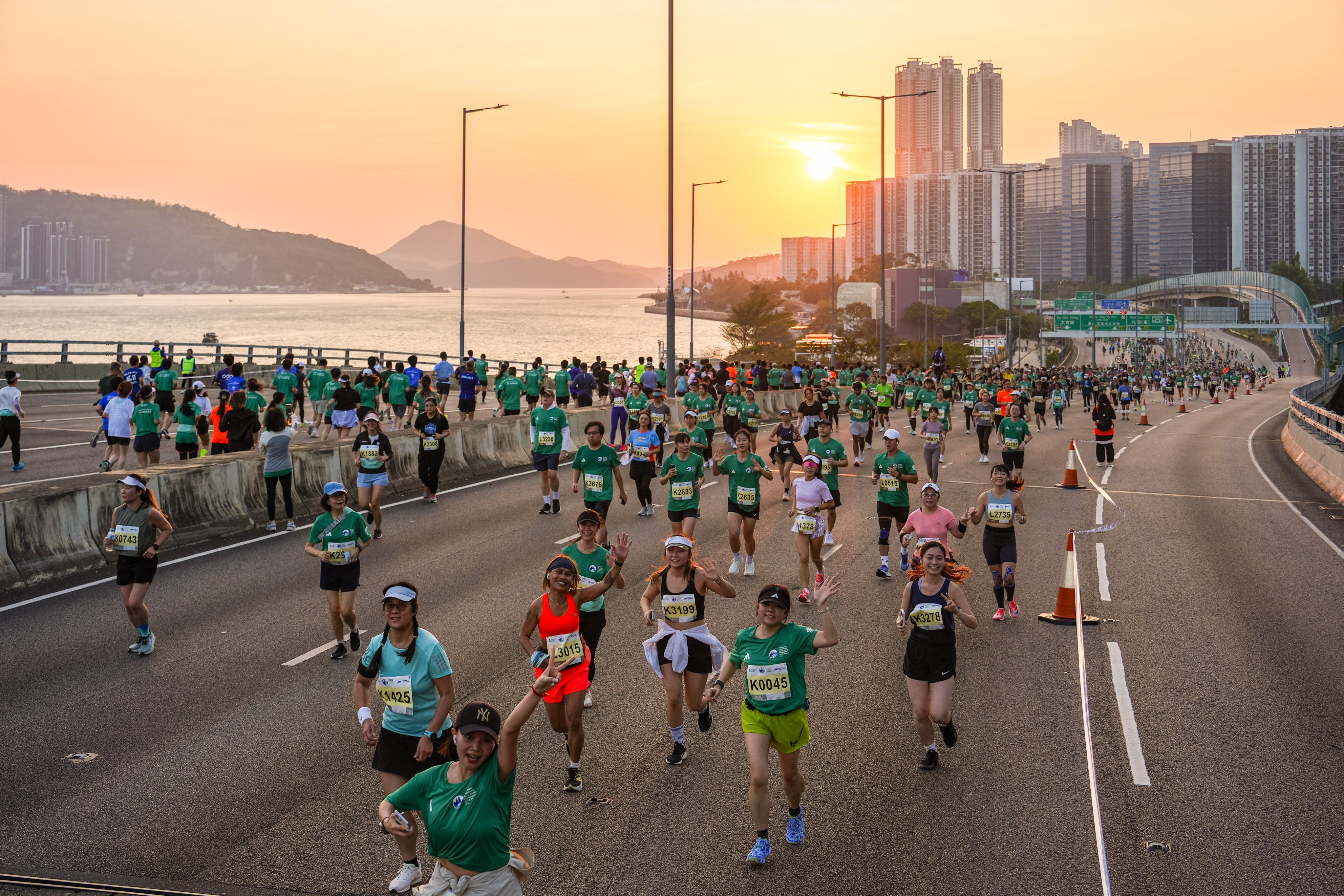 Athletes run along the Island Eastern Corridor during the Standard Chartered Hong Kong Marathon’s 10km race on January 18. Photo: Eugene Lee