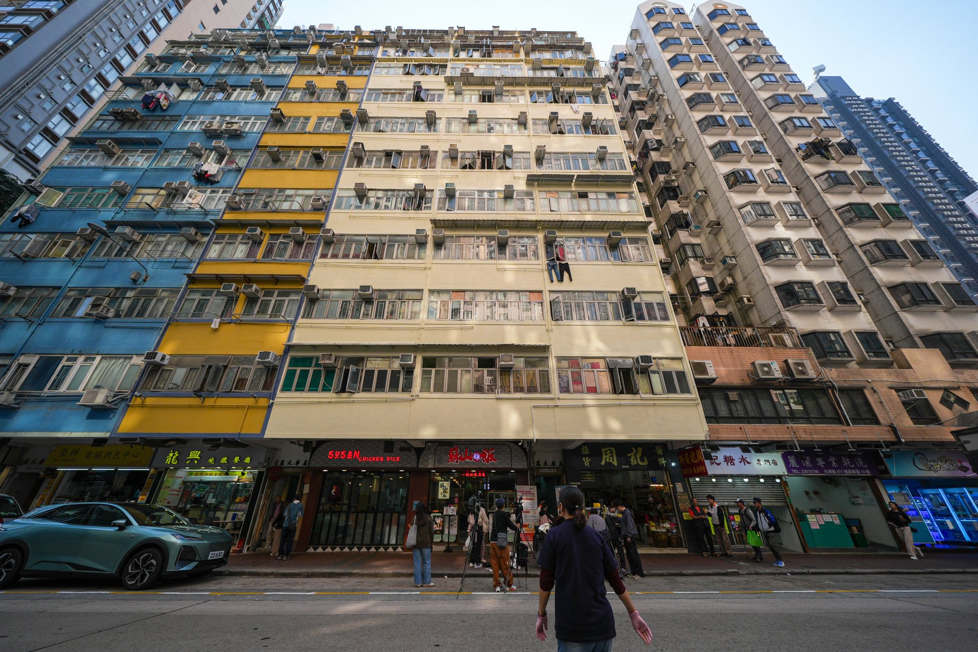 Ownership of Yee Wa Building in Cheung Sha Wan recently changed hands. Photo: Eugene Lee