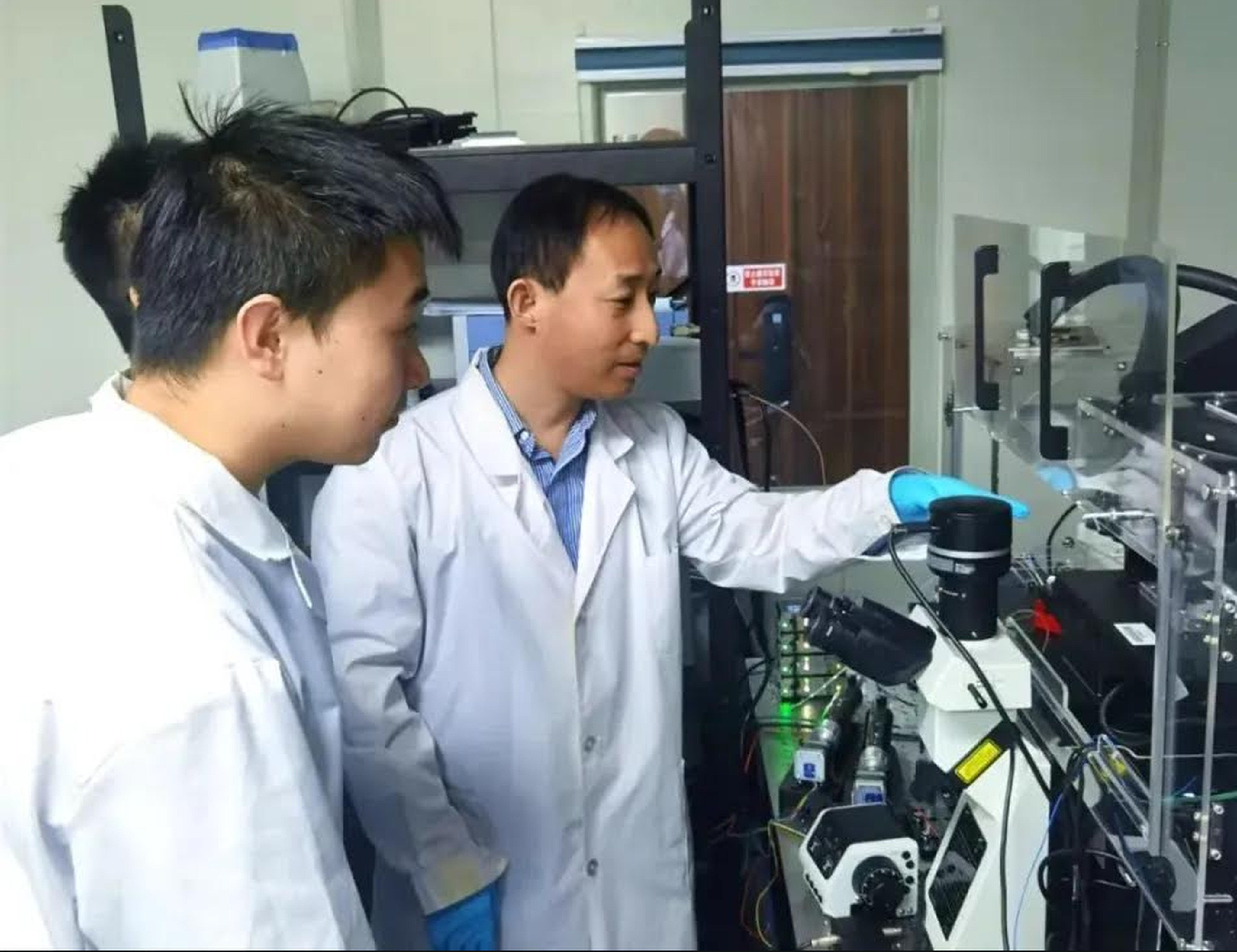 Gao Huijun (right) is a prolific researcher.  Photo: Handout