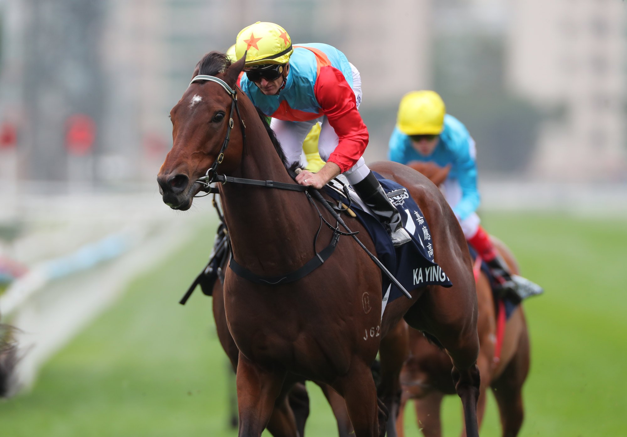 Ka Ying Rising surges clear in the Hong Kong Sprint. Ka Ying Rising surges clear in the Hong Kong Sprint.