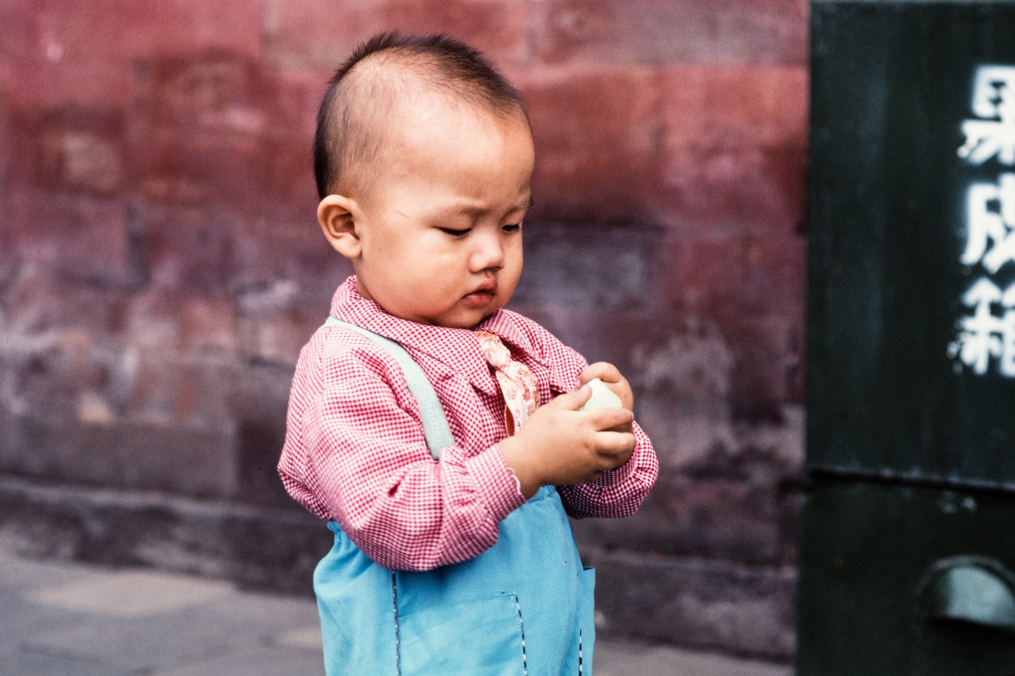 A toddler plays happily in China. The infant’s injuries caused widespread shock online. Photo: Getty Images A toddler plays happily in China. The infant’s injuries caused widespread shock online. Photo: Getty Images