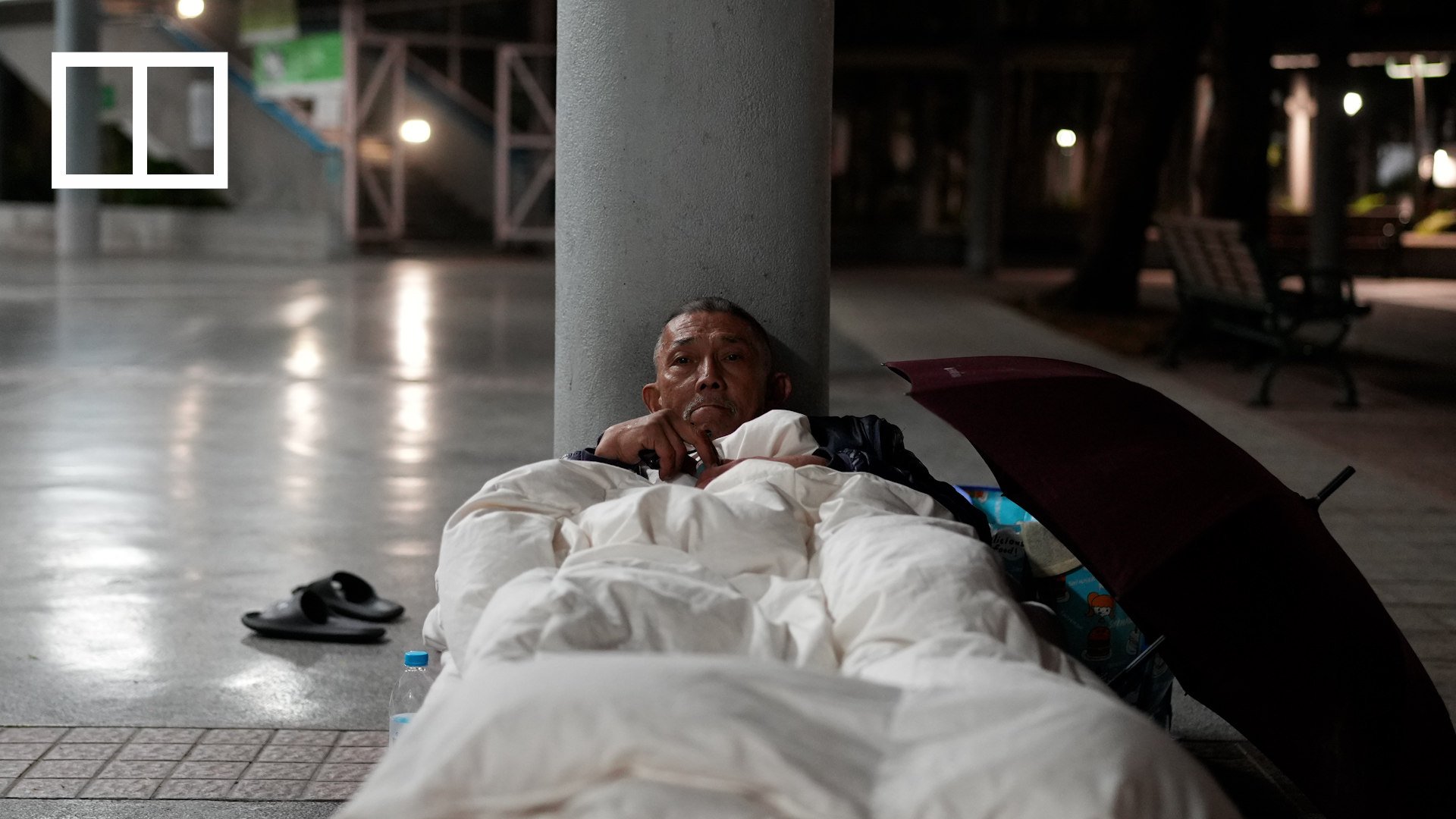 Homeless in Hong Kong weather the cold