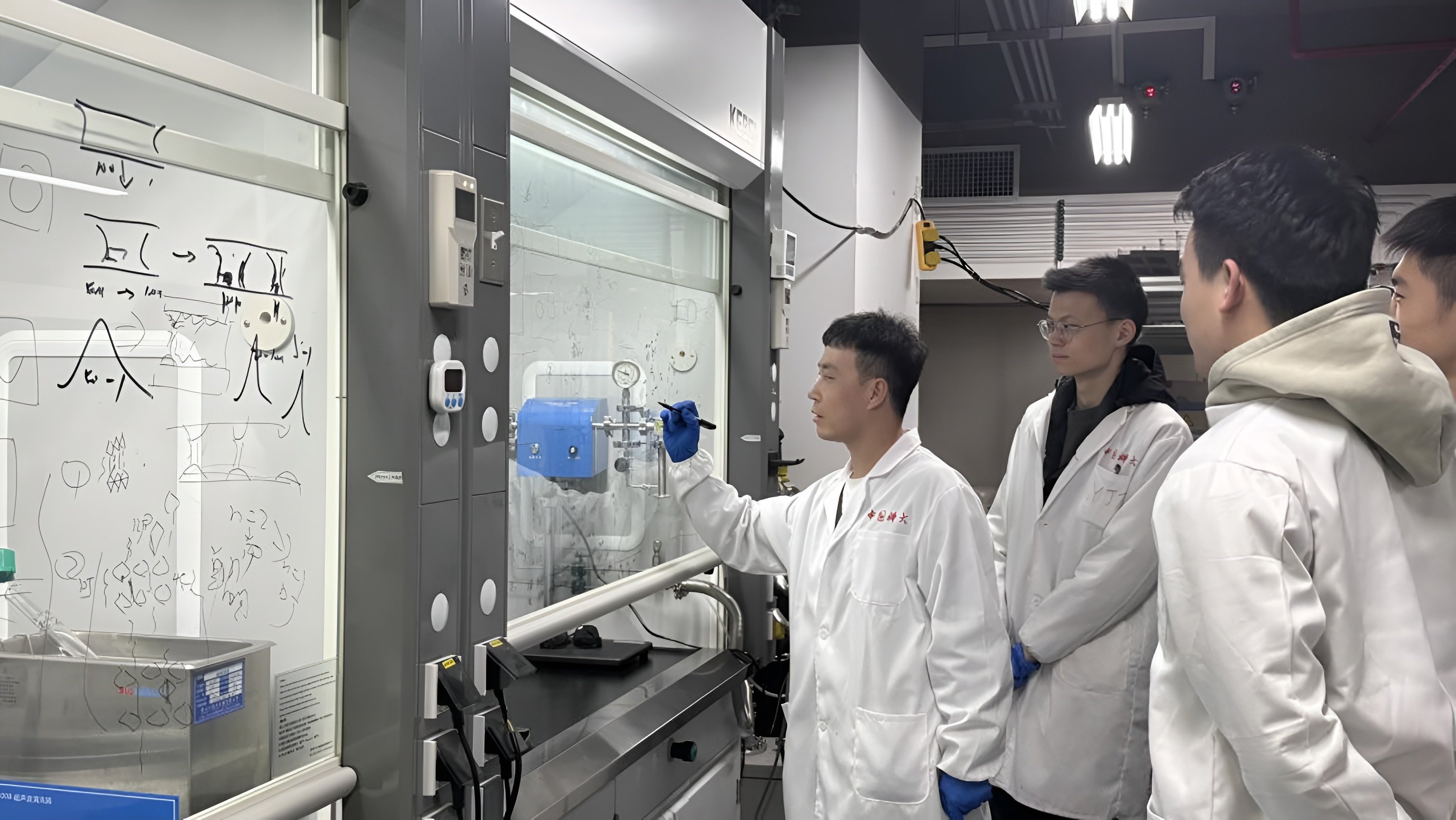 Materials scientist and study lead author Zhang Shuchen (left) pictured in a lab at the University of Science and Technology of China. Photo: Xinhua