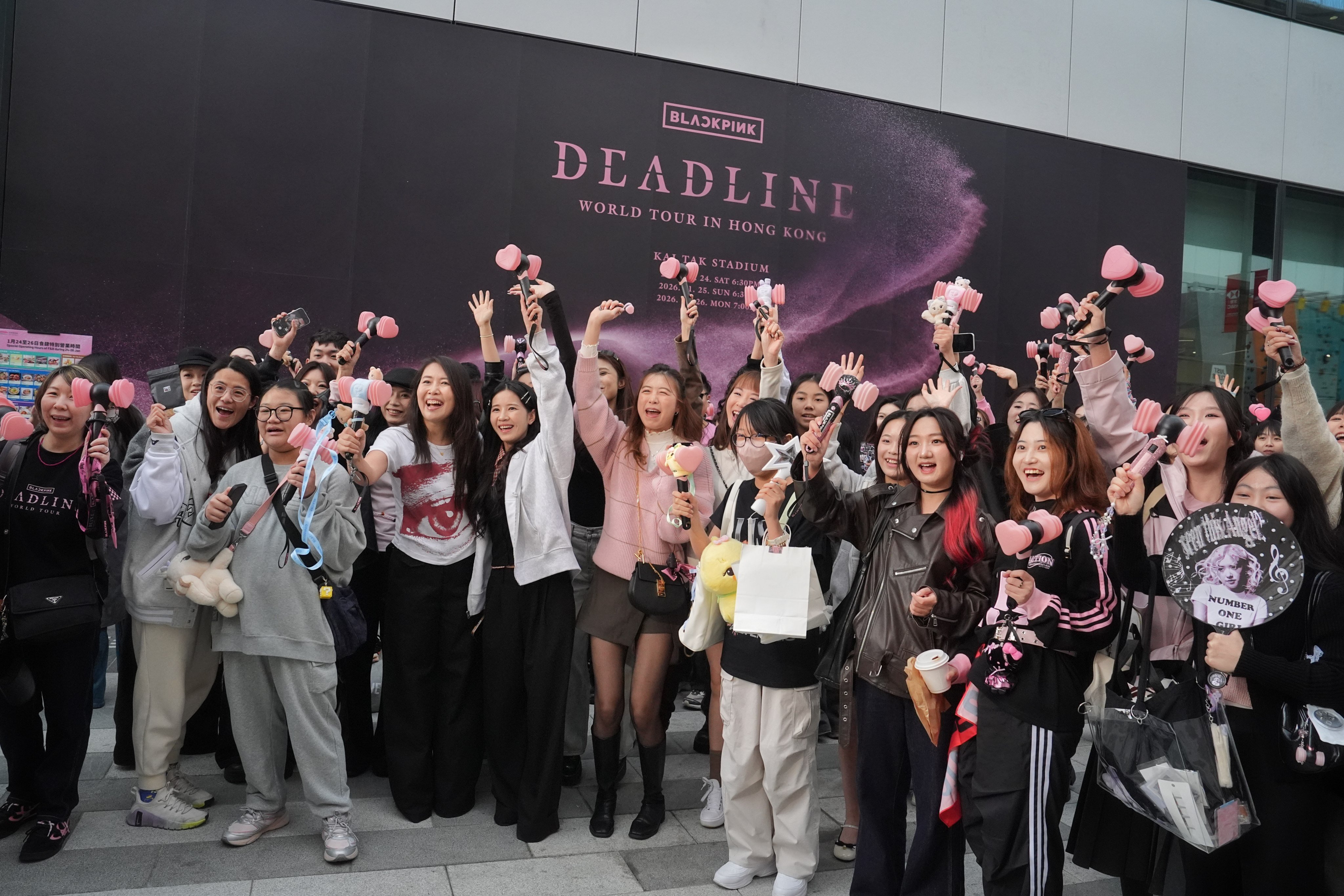 Blackpink’s Hong Kong concert draws fans globally, boosting local business by 30 per cent. Photo: Elson Li
