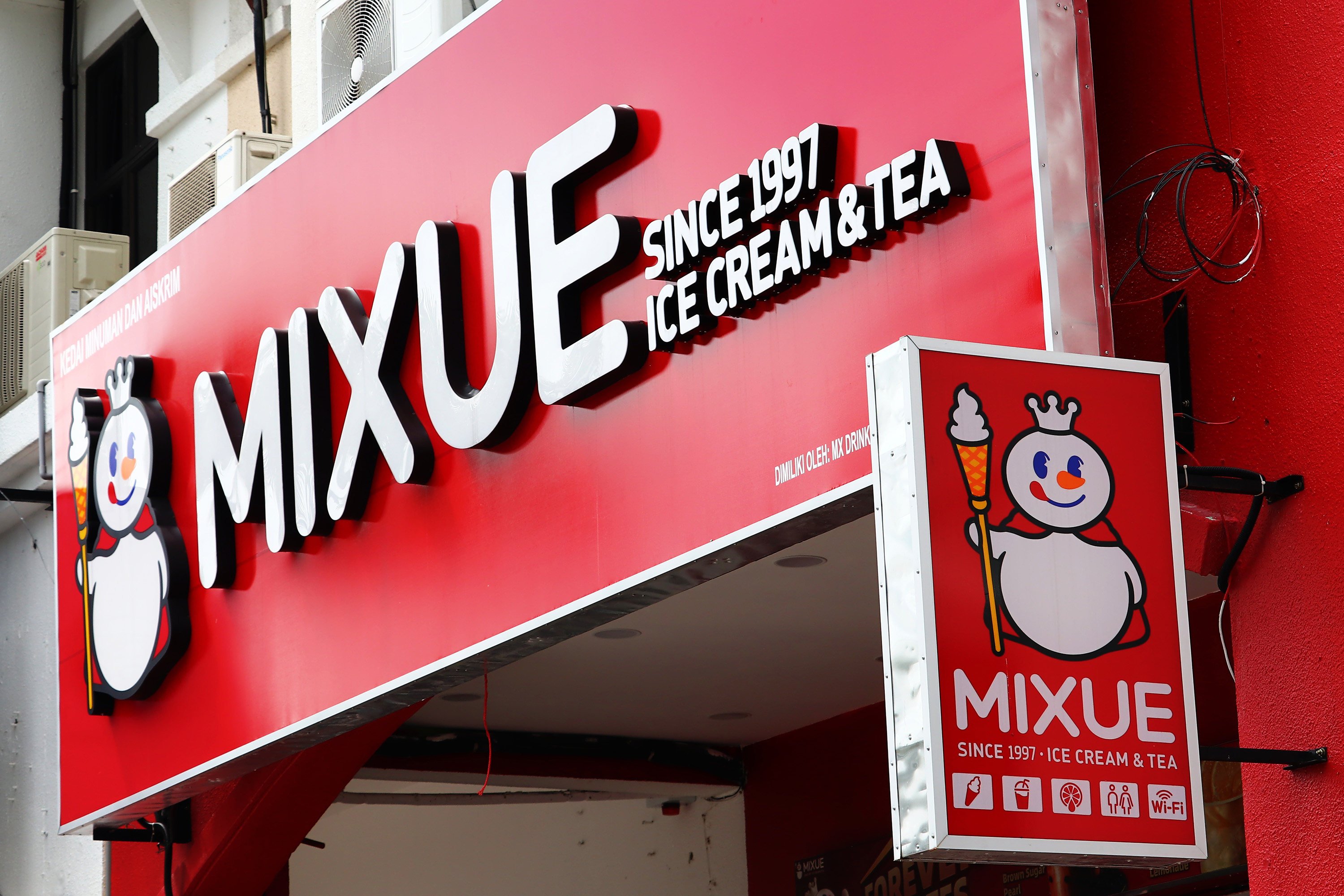 scmp.com - Tribune News Service - Hollywood Boulevard gets a new star, and it's a bubble tea giant from China