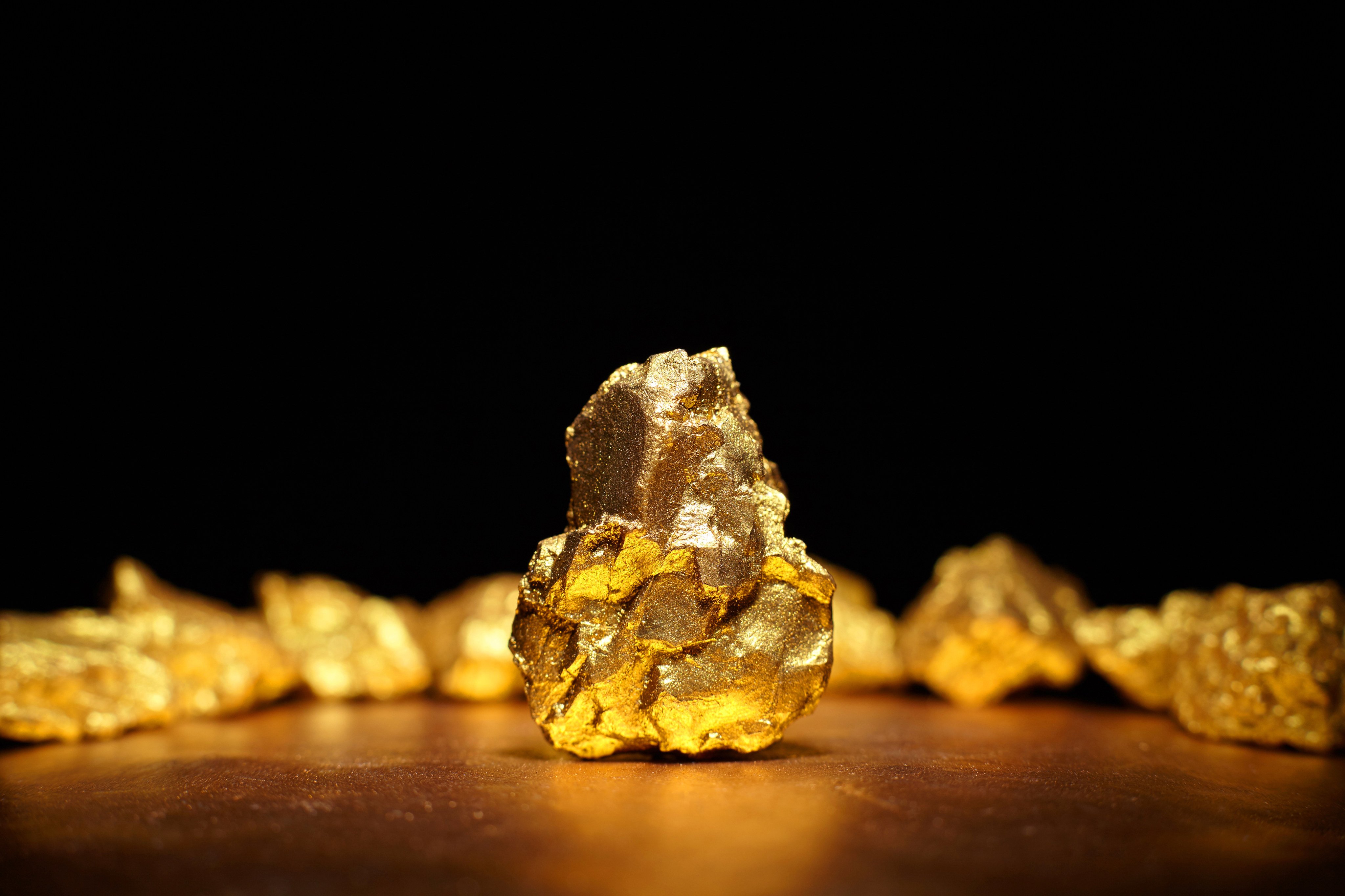 Global gold prices have surged in recent months, leading many retail investors in China to pour funds into unlicensed metals trading platforms. Photo: Shutterstock