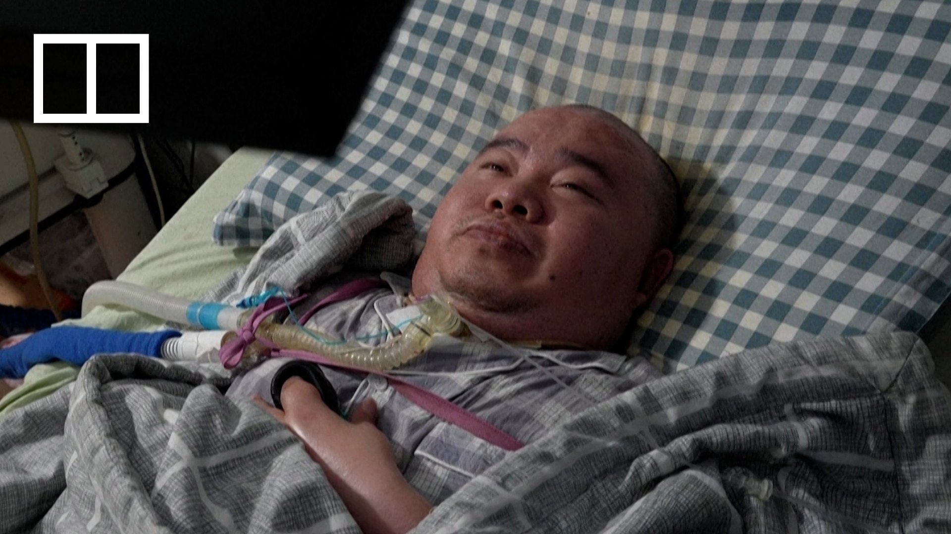 Quadriplegic man in China runs a smart farm with just one finger