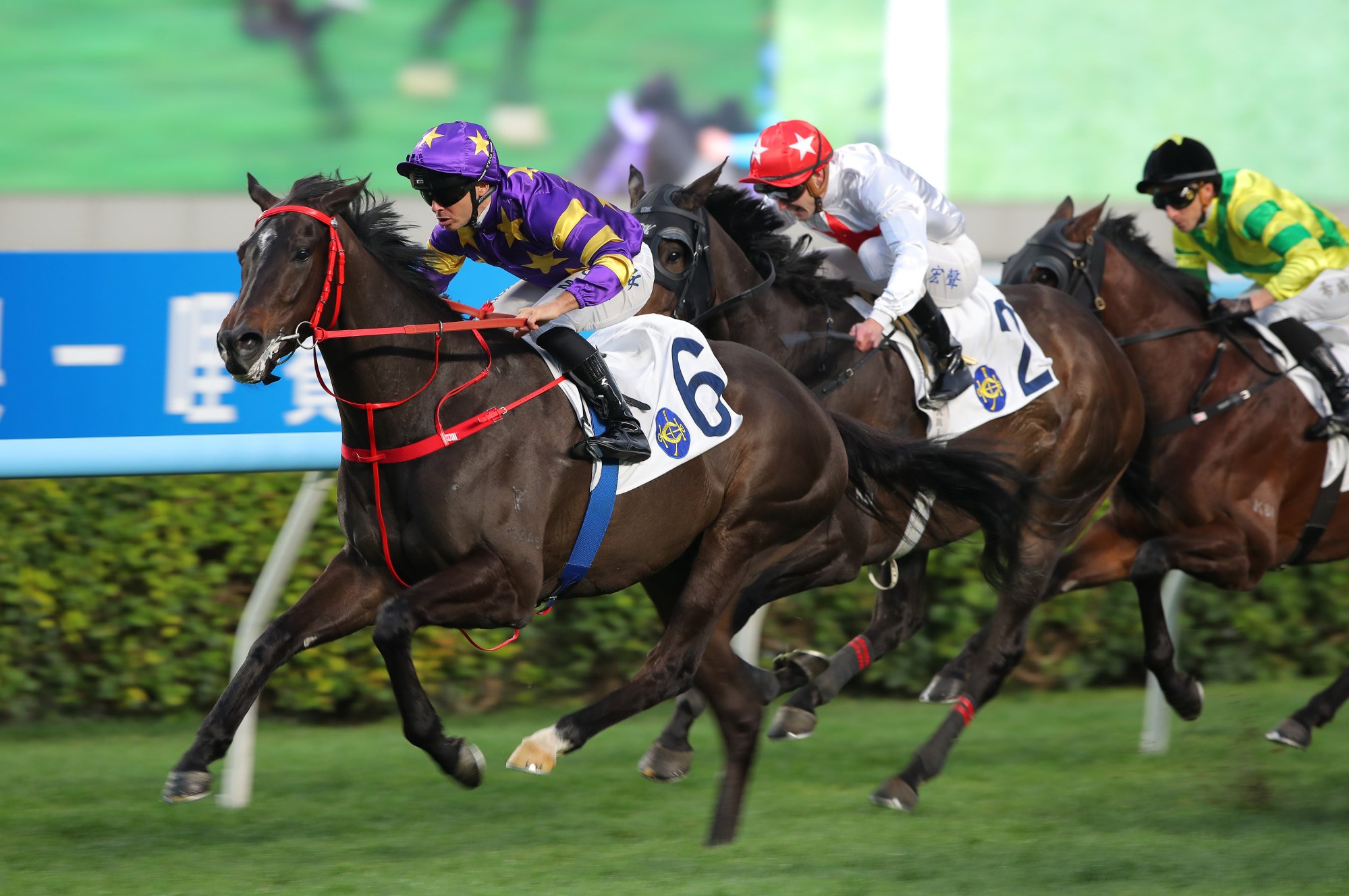 Super Express scores impressively.