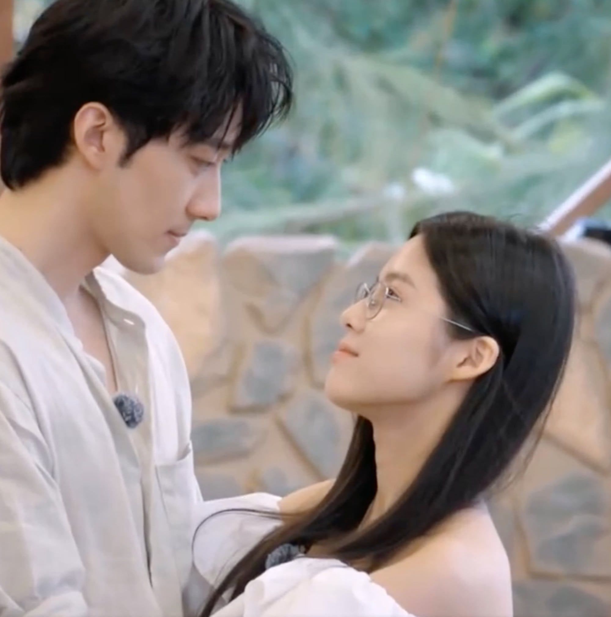 The look of love: A man and woman take part in a dating show in China. Photo: Weibo