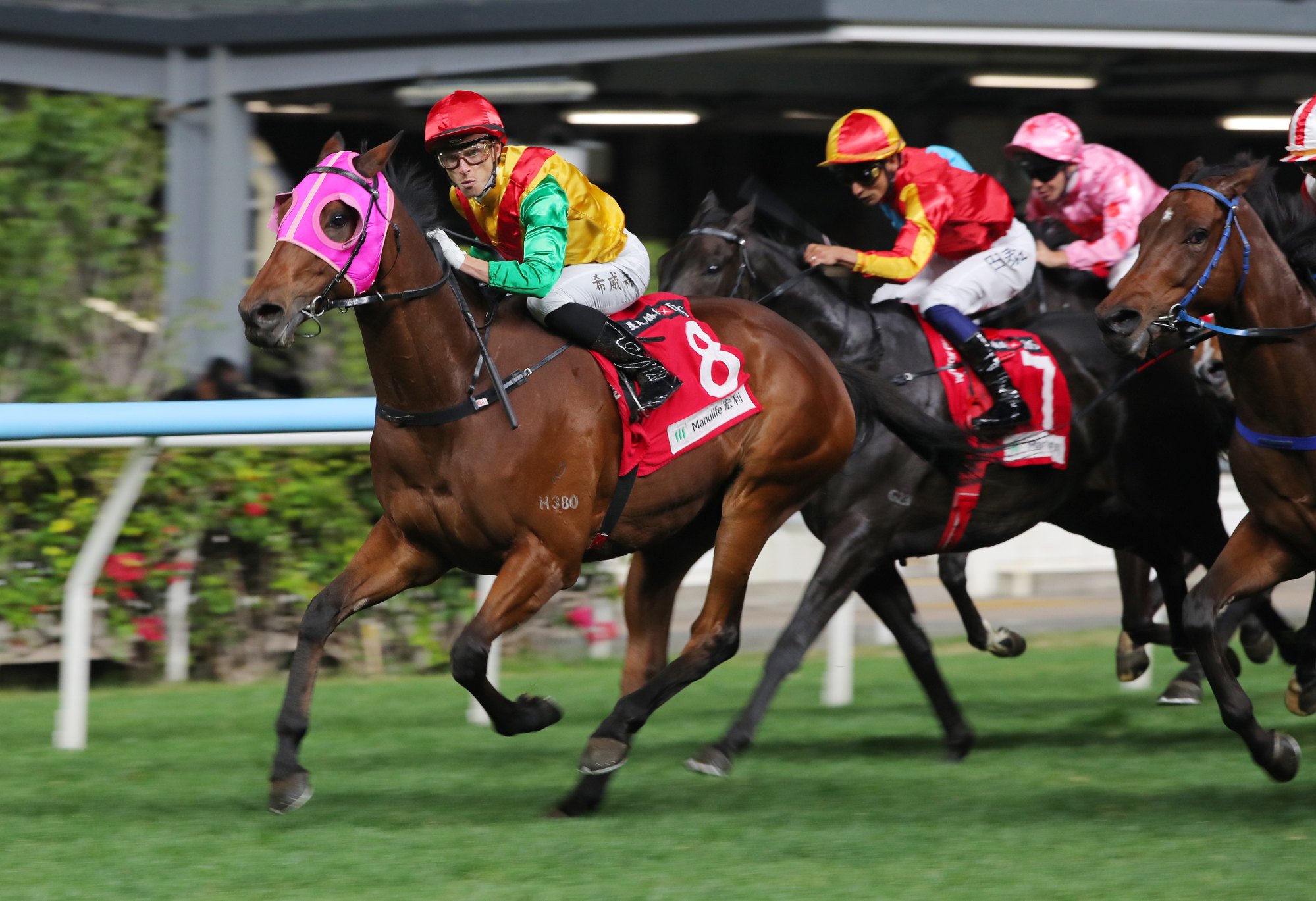 Speed Dragon lashes home at Happy Valley.