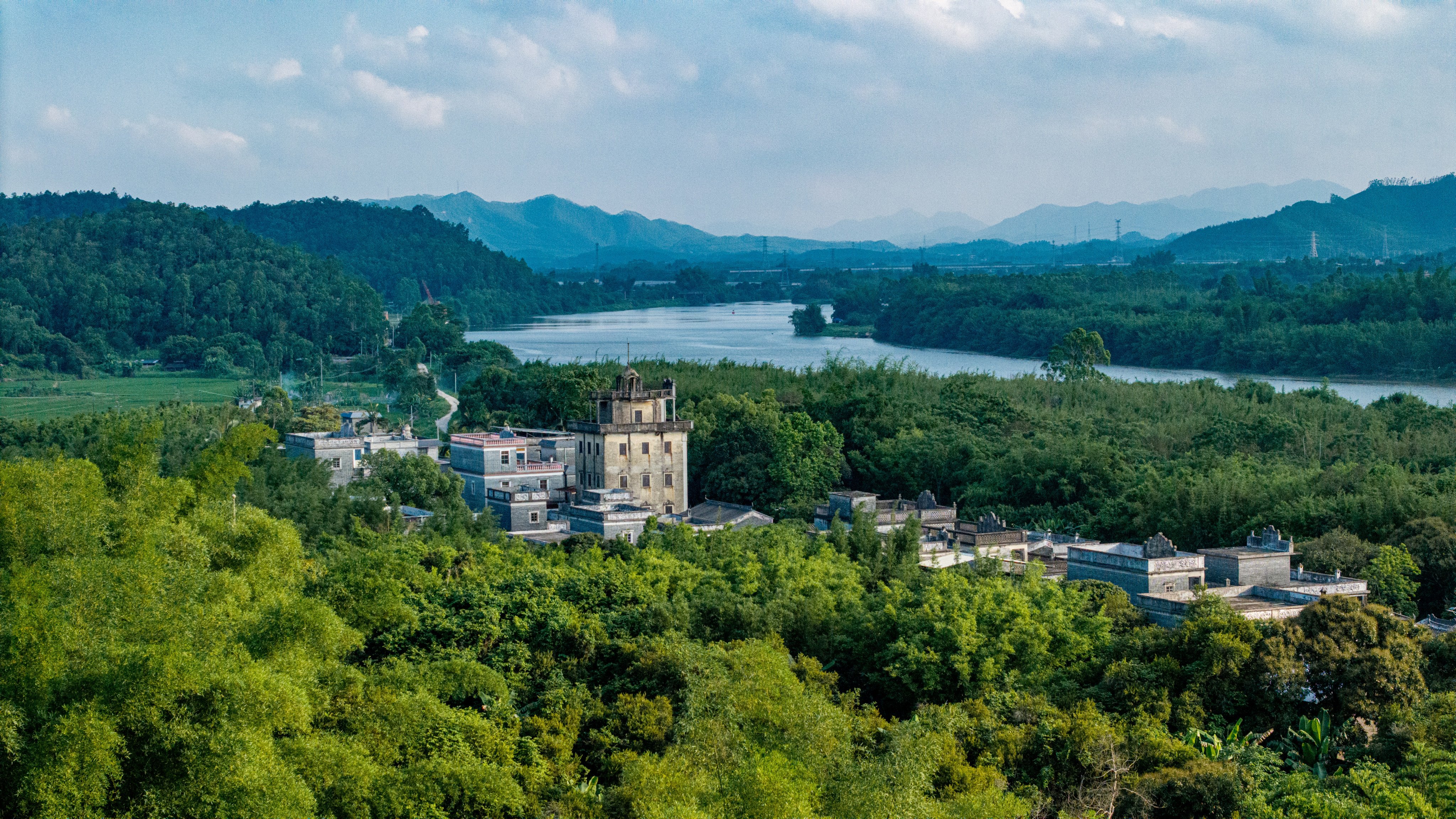 The Tower of Heavenly Success with the Tan River in the background, in Majianglong, Taishan. Photo: Graeme Kennedy