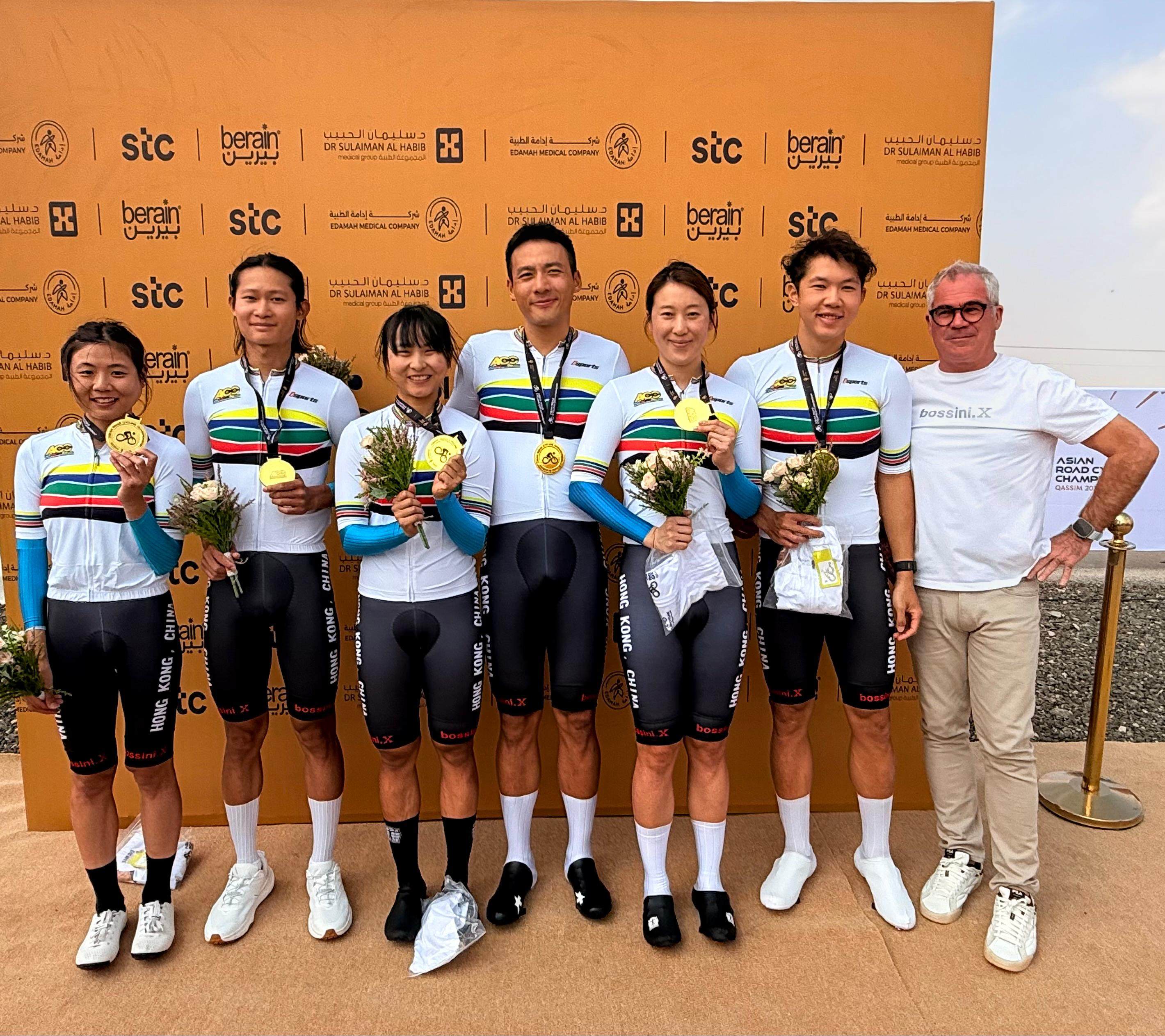 The Hong Kong team (from left): Chloe Leung, Franco Chu, Ceci Lee, Vincent Lau, Yang Qianyu, Charles Ng and Herve Dagorne. Photo: Cycling Association of Hong Kong, China.