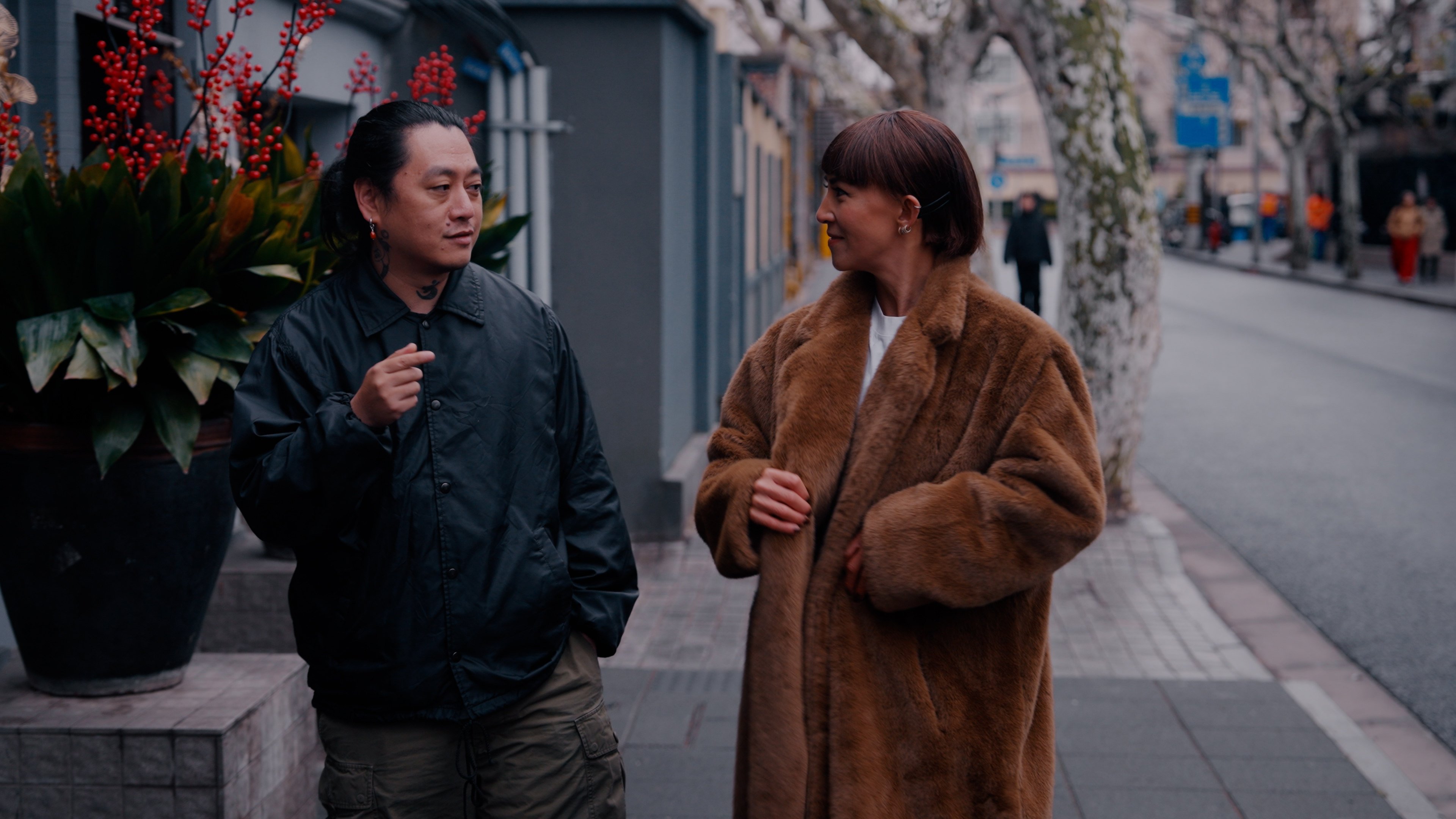 Victoria Tang-Owen (right) meets fashion designer Shangguan Zhe in Shanghai to learn about the creative process behind his label, Sankuanz.