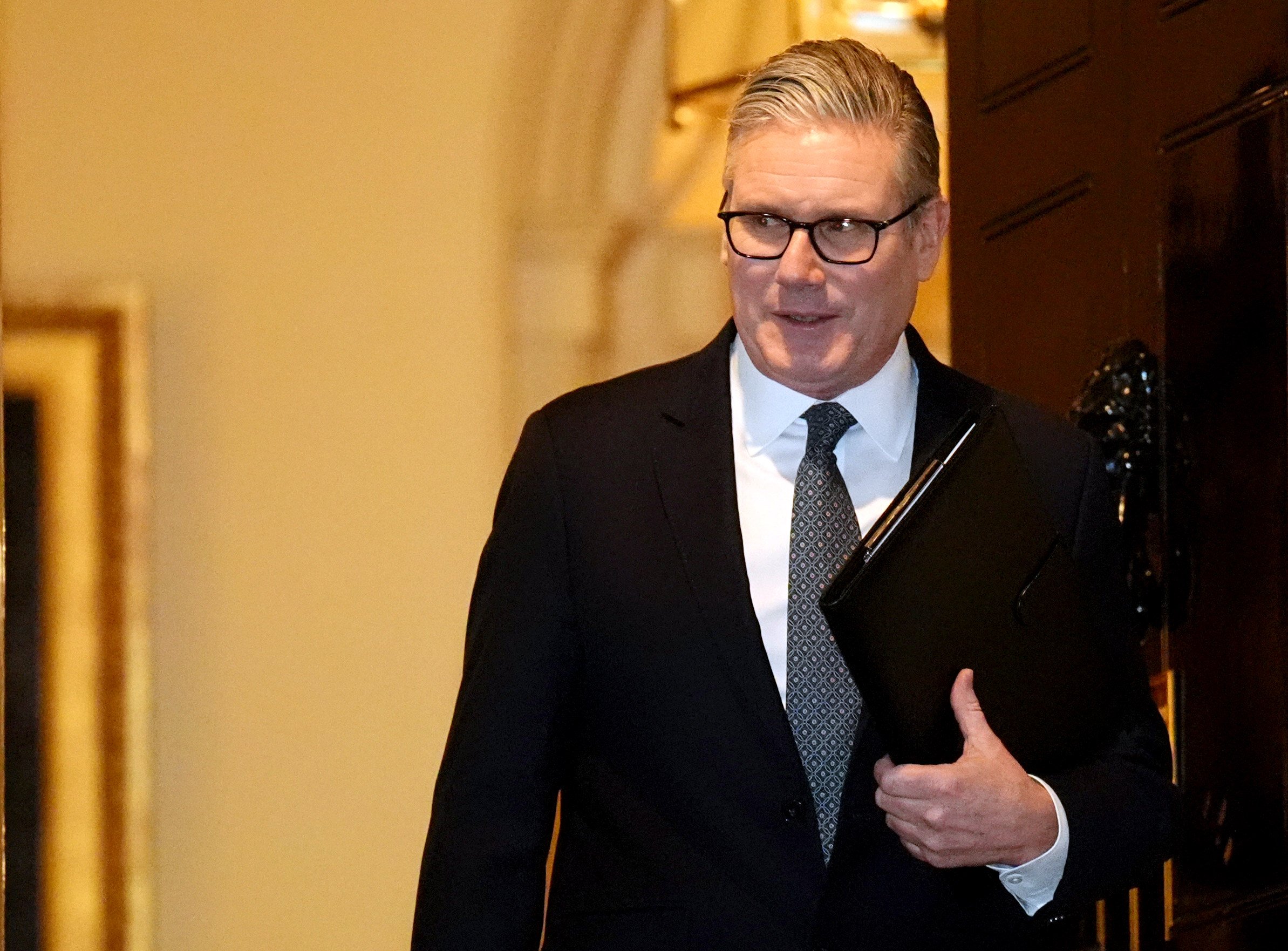 UK Prime Minister Keir Starmer leaves 10 Downing Street, after announcing he is not resigning and will be “concentrating on the job in hand”, officials said on Monday. Photo: dpa