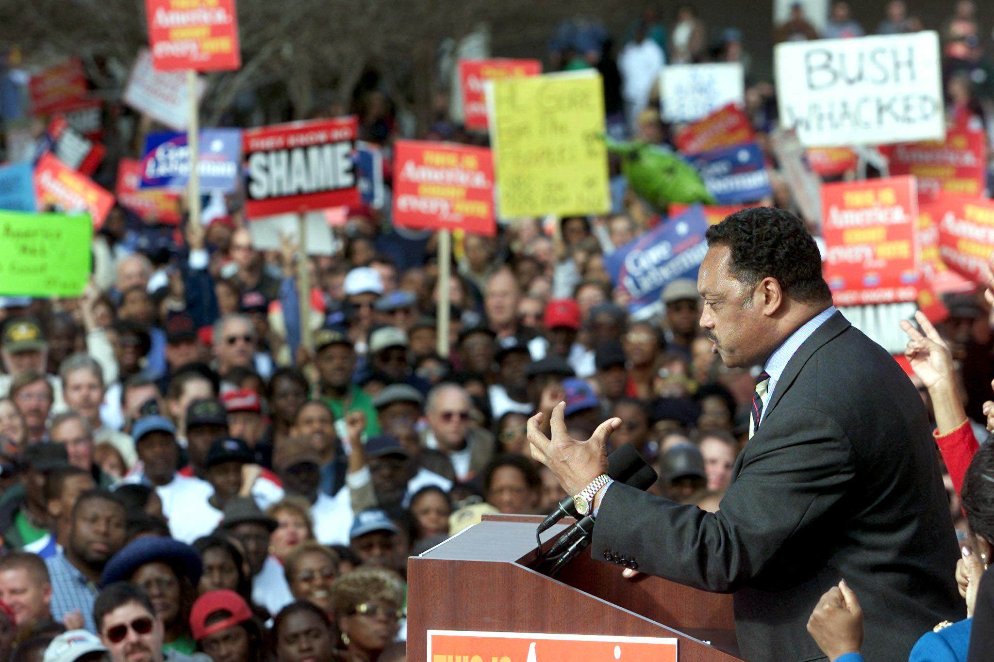 Jesse Jackson addresses the “Fairness in Democracy” rally on December 6, 2000. Photo: AFP