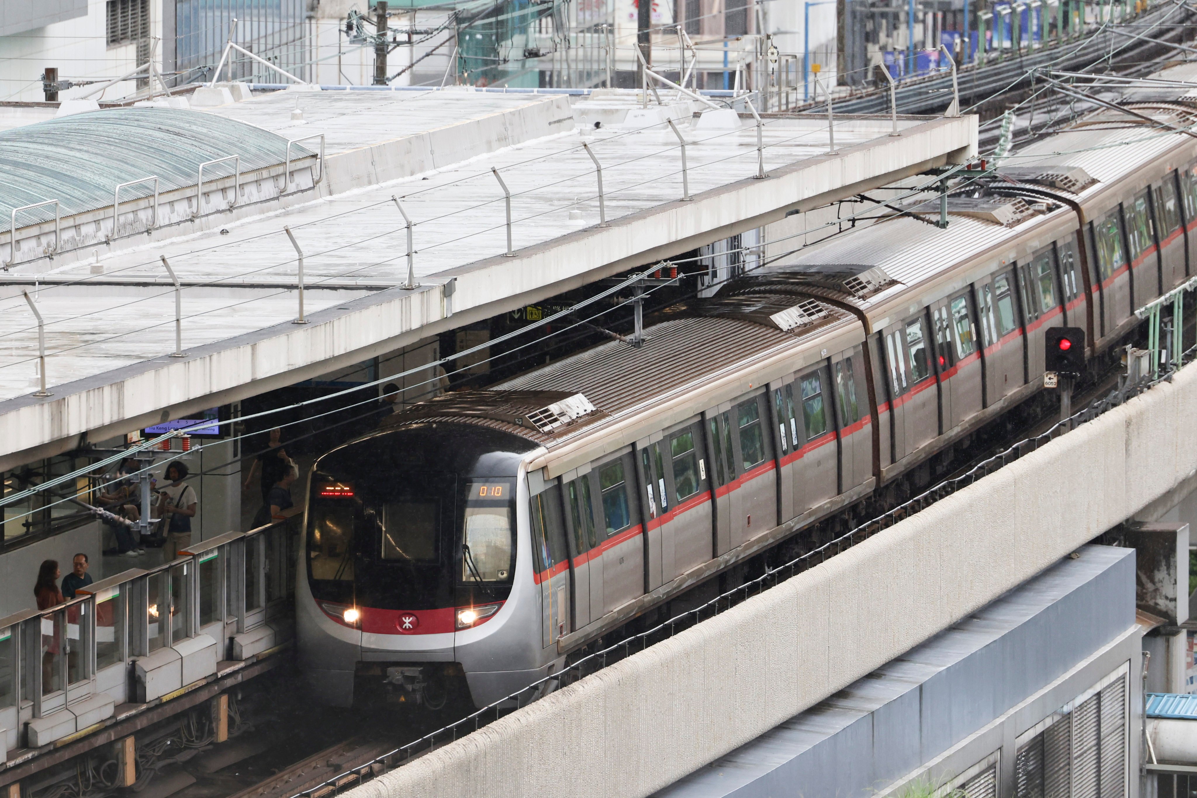 An MTR train pulls into the platform at Kwun Tong Station on August 14, 2025. Photo: Karma Lo