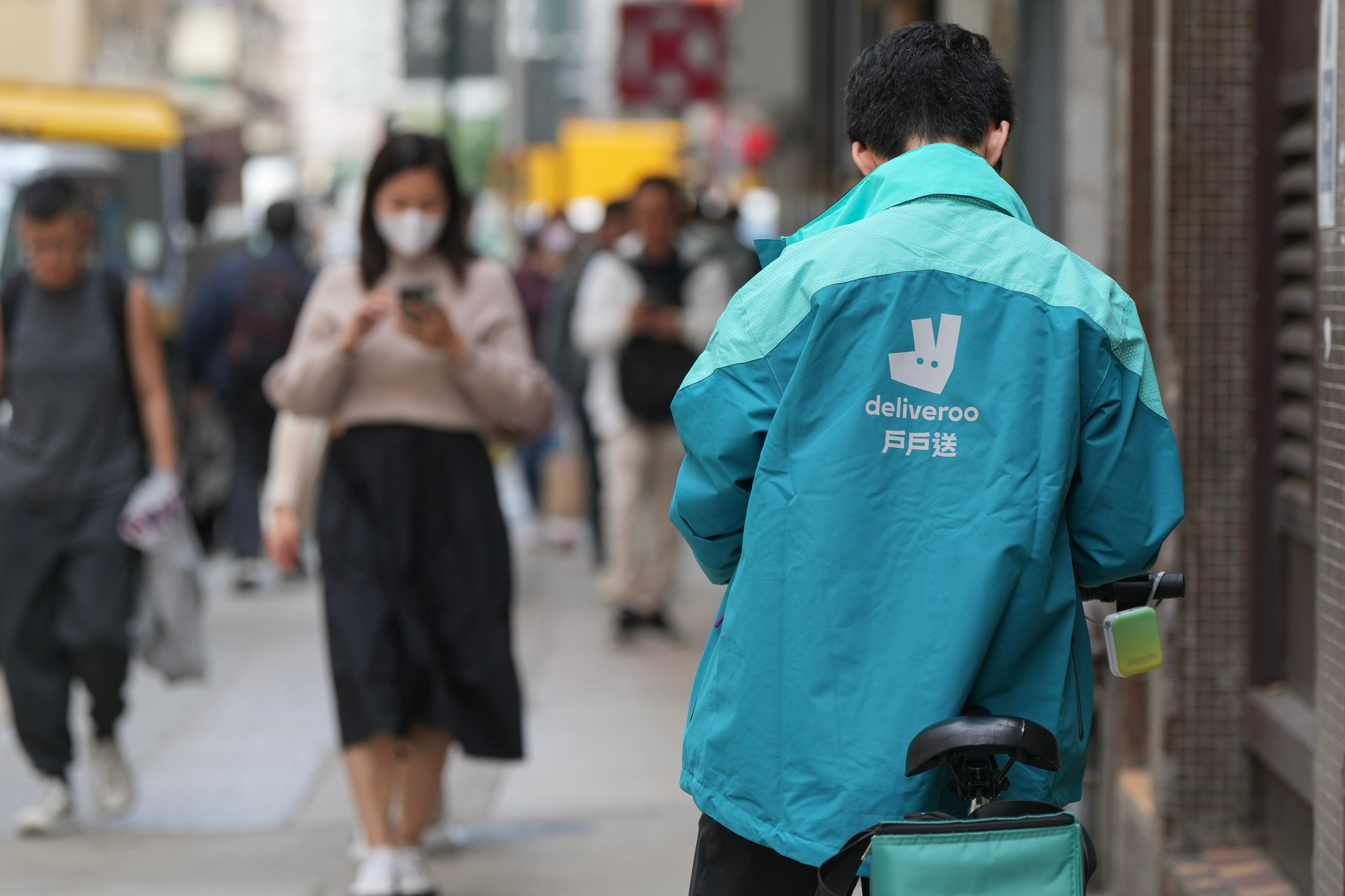 scmp.com - Jean Iau - What Deliveroo's Singapore exit says about the city state's food delivery wars
