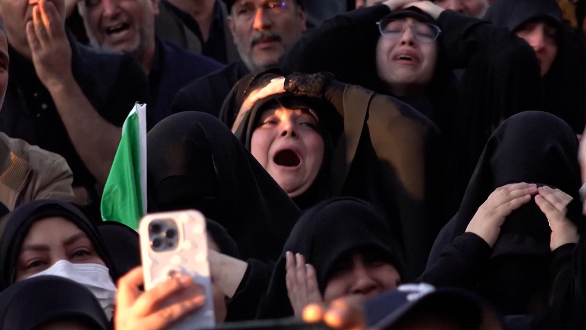 Iranians mourn the death of Supreme leader Ayatollah Ali Khamenei