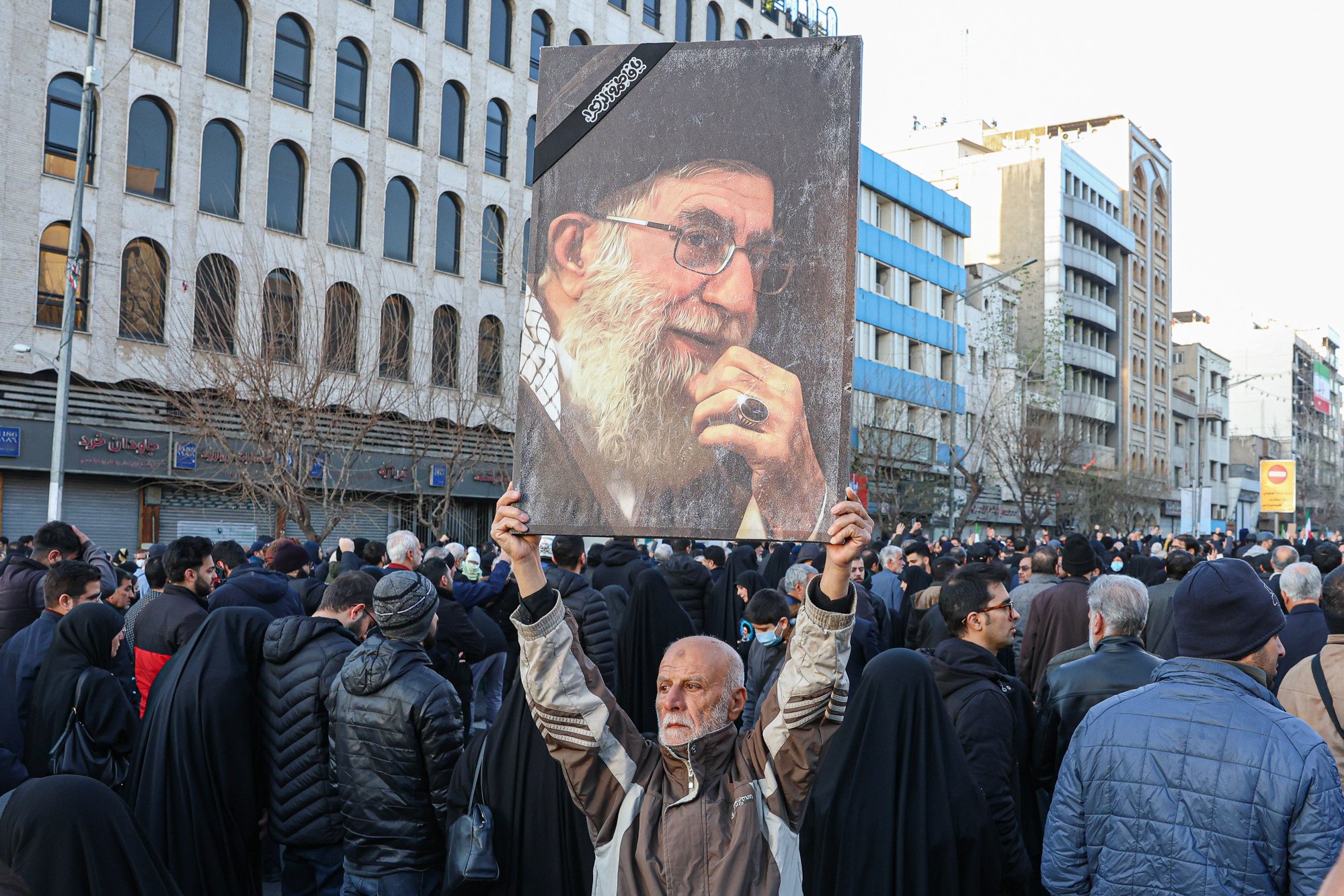 People gather to mourn the death of Iran’s Supreme Leader Ayatollah Ali Khamenei in Tehran, Iran. Photo: Xinhua