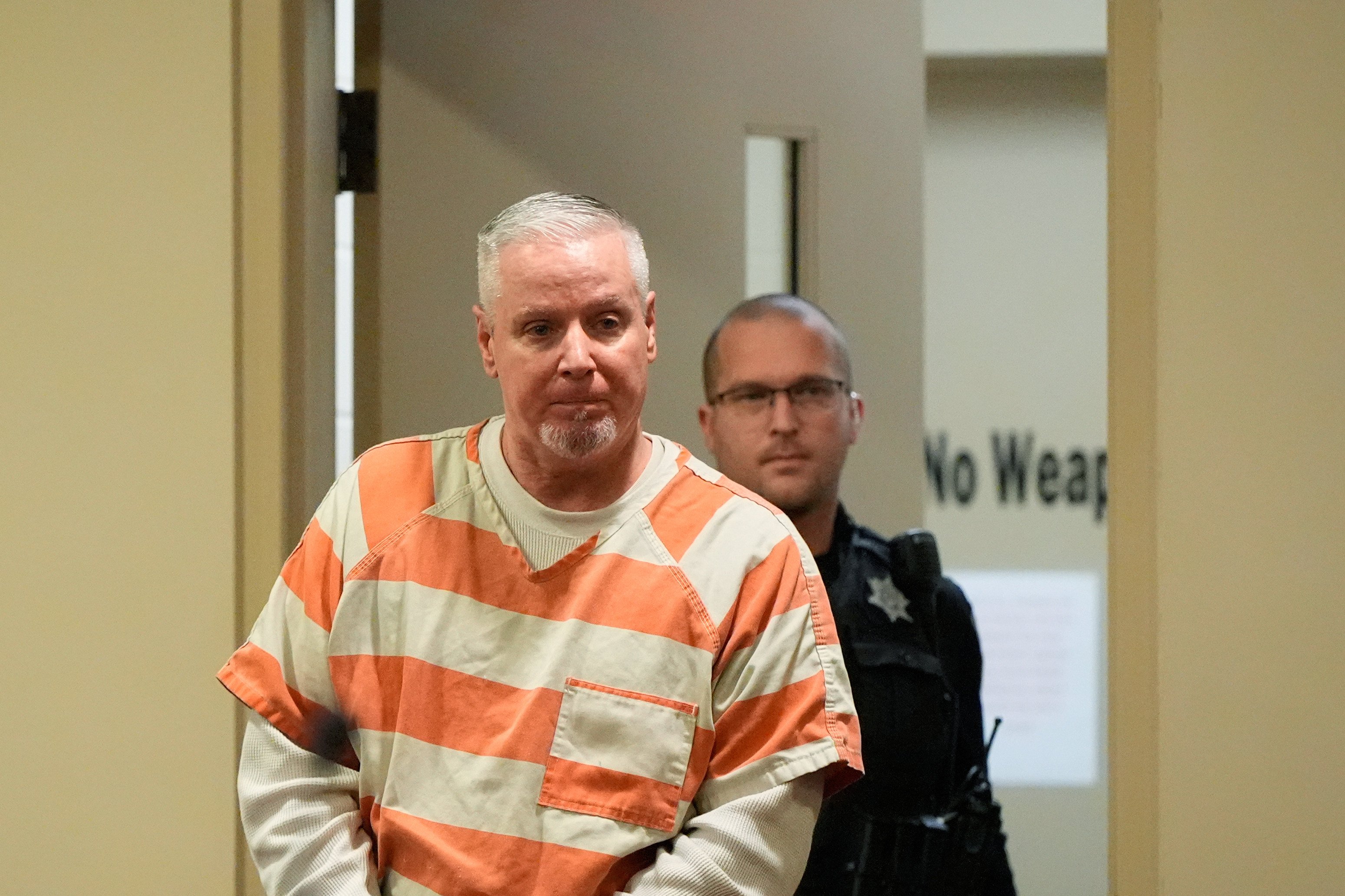 Colin Gray, the father of Apalachee High School shooting suspect Colt Gray, arrives in court in Winder, Georgia, in December 2025. Photo: AP