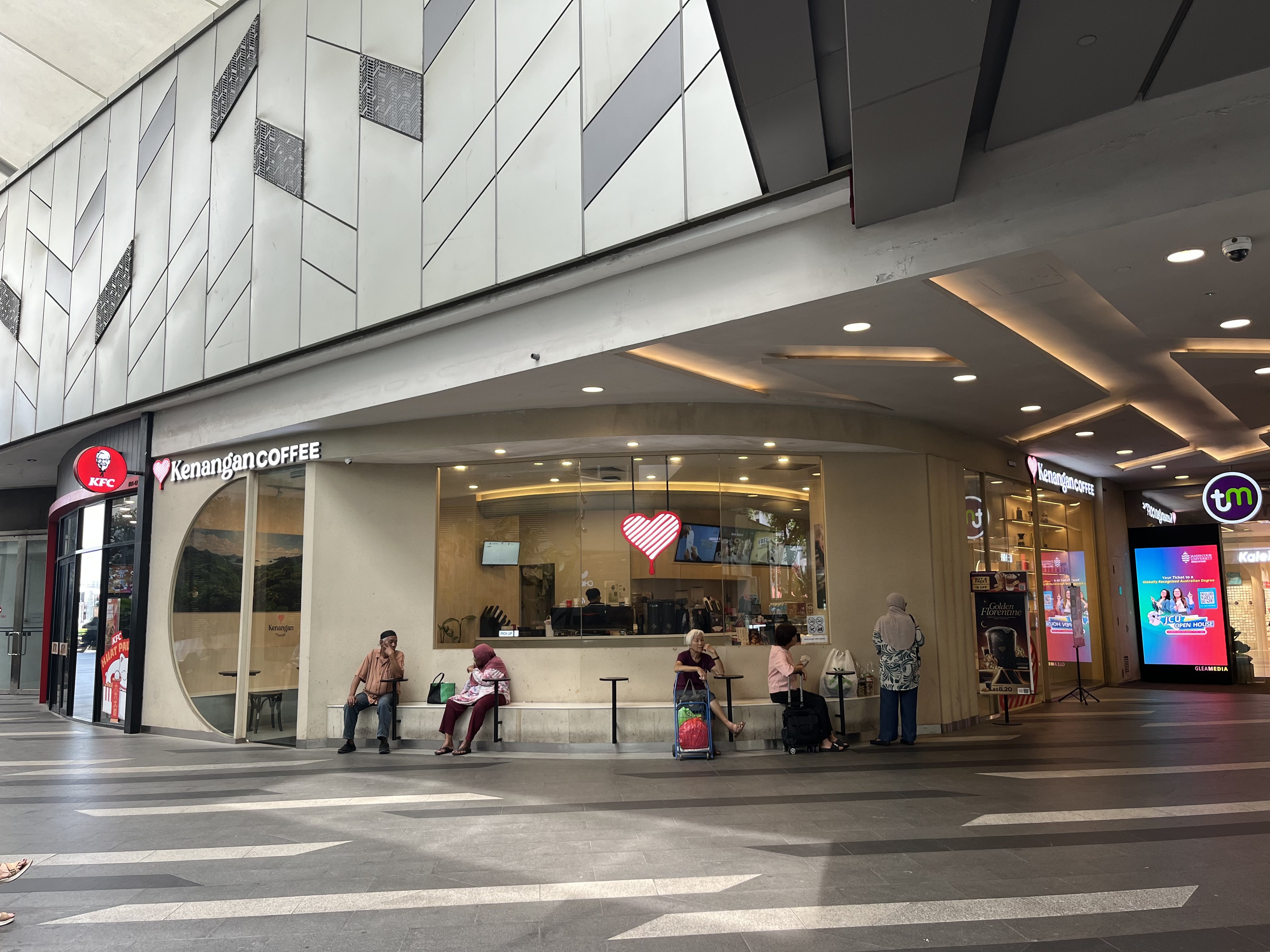 A Kenangan Coffee outlet at a shopping centre in eastern Singapore. The Indonesian chain has opened about 10 outlets in the city state. Photo: Kenangan Coffee