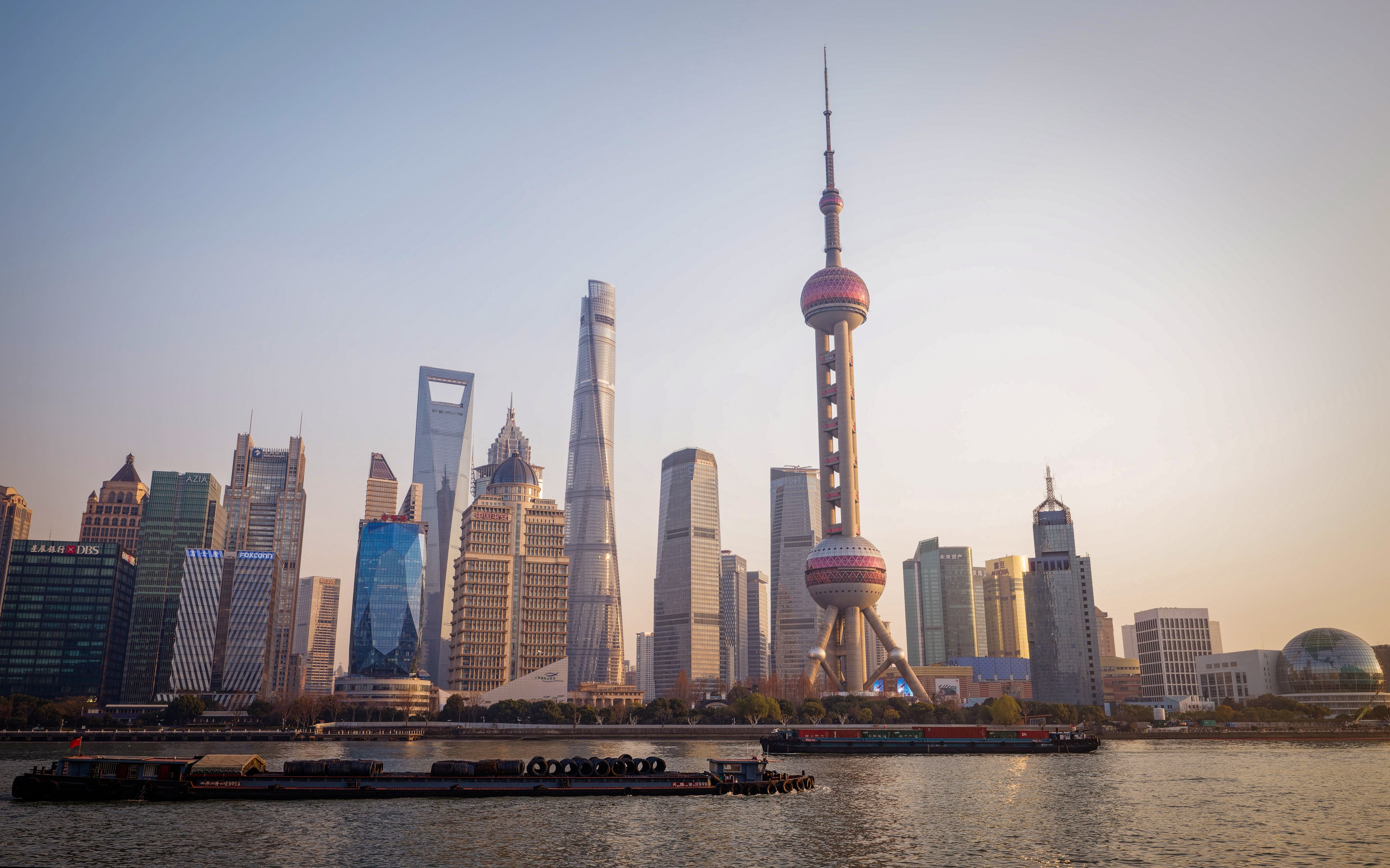 Cargo ships sail through Shanghai on January 13, 2026. Photo: EPA