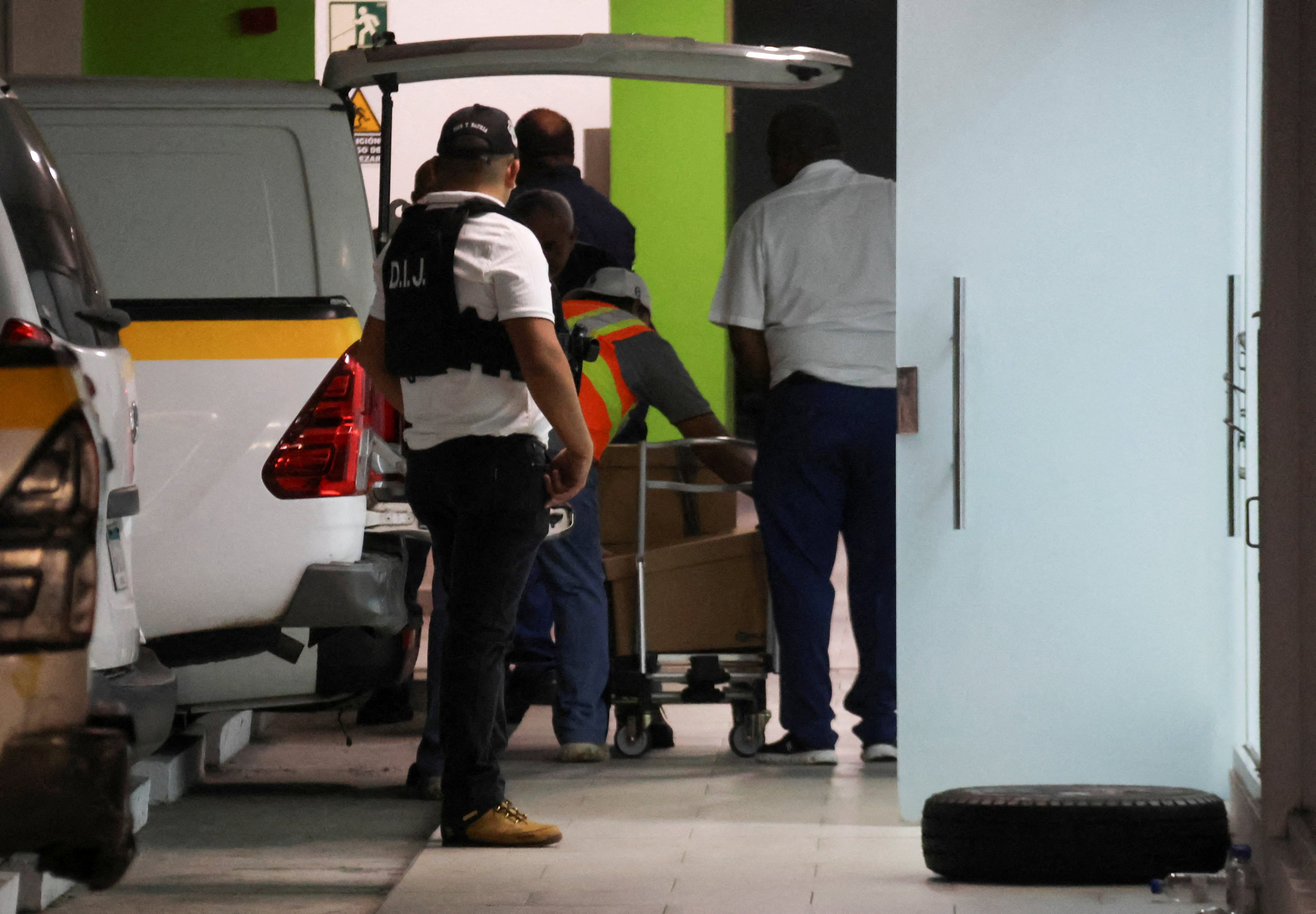 Panamanian police search a Panama Ports Company office. Photo Reuters