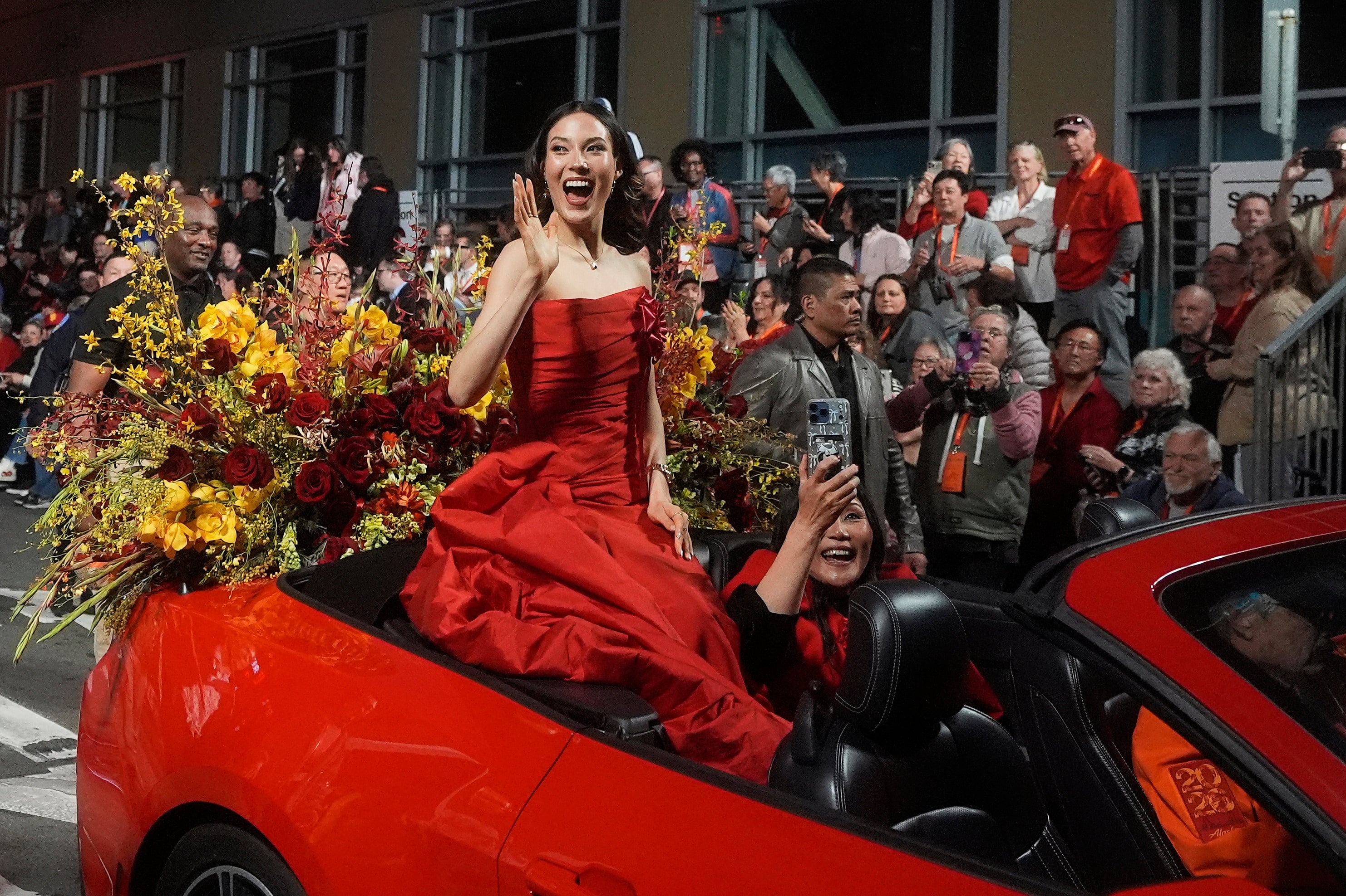 Olympic gold medalist and grand marhsal Eileen Gu waves during the Chinese New Year Parade in San Francisco. Photo: AP