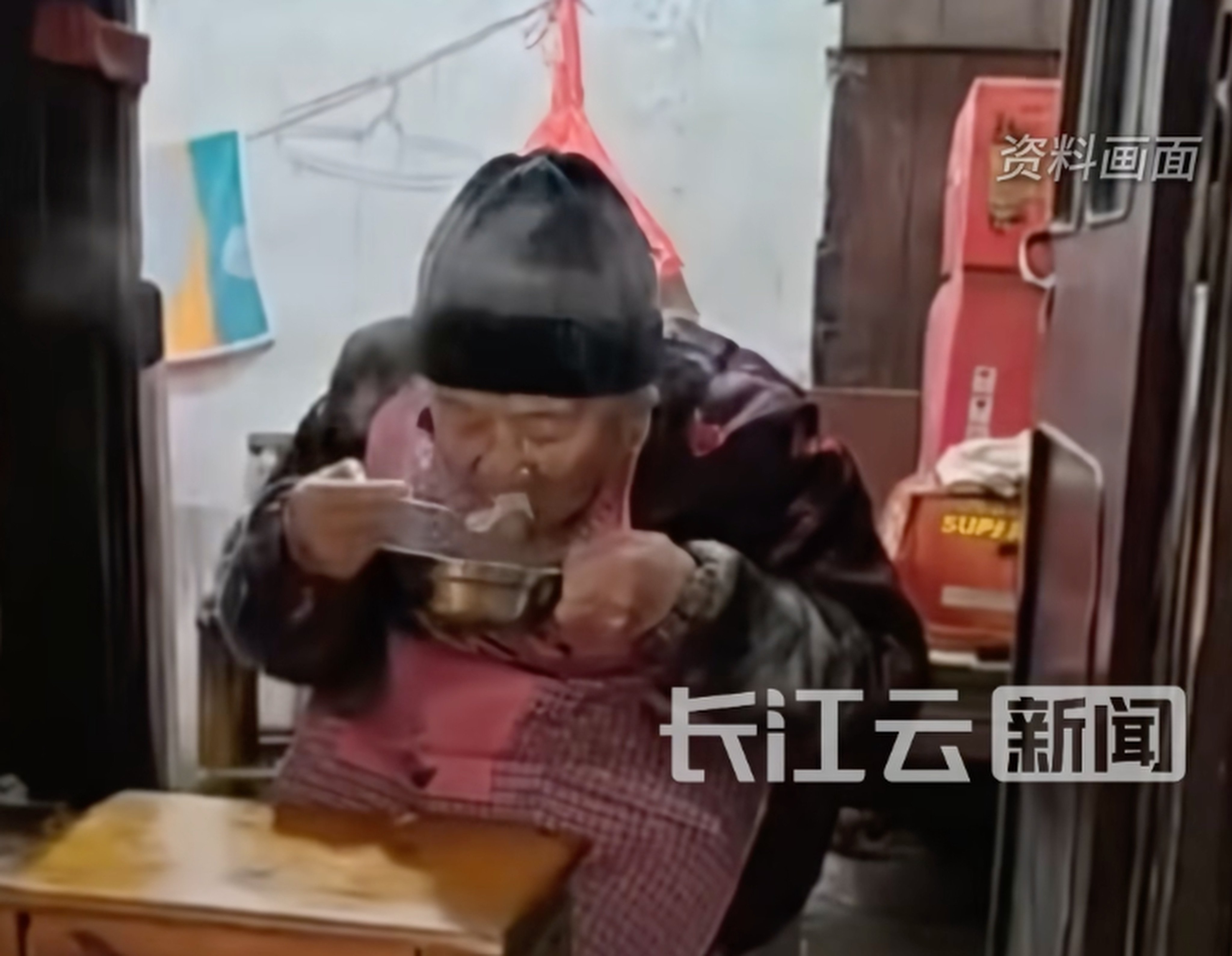 Jin Baoling, a 102-year-old from China, is celebrated for her vibrant lifestyle and diet of dumplings and pig trotters, which has inspired many online. Photo: Douyin