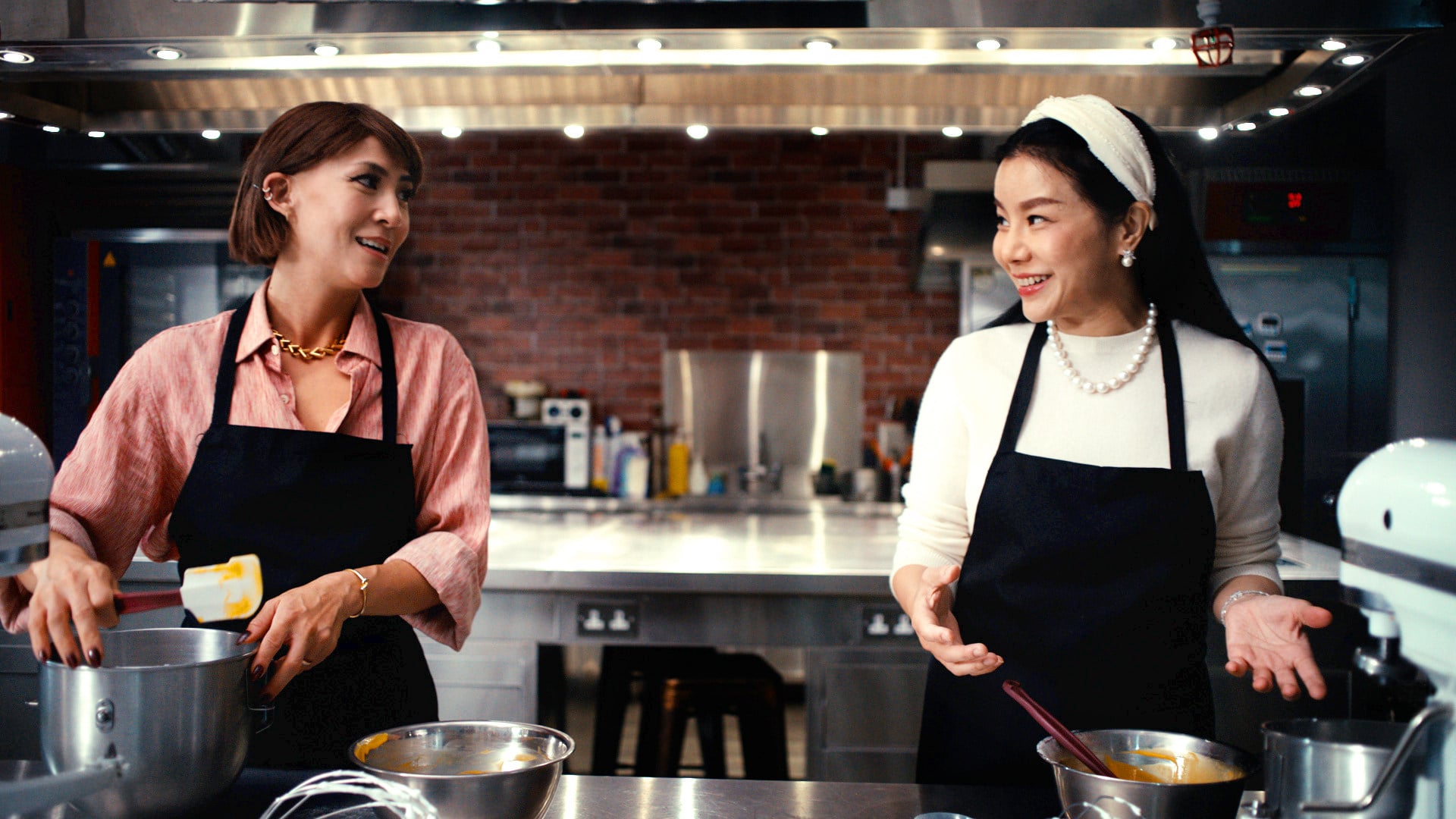 scmp.com - Morning Studio editors - How a love of learning led Esther Wong from Wall Street to the AI industry