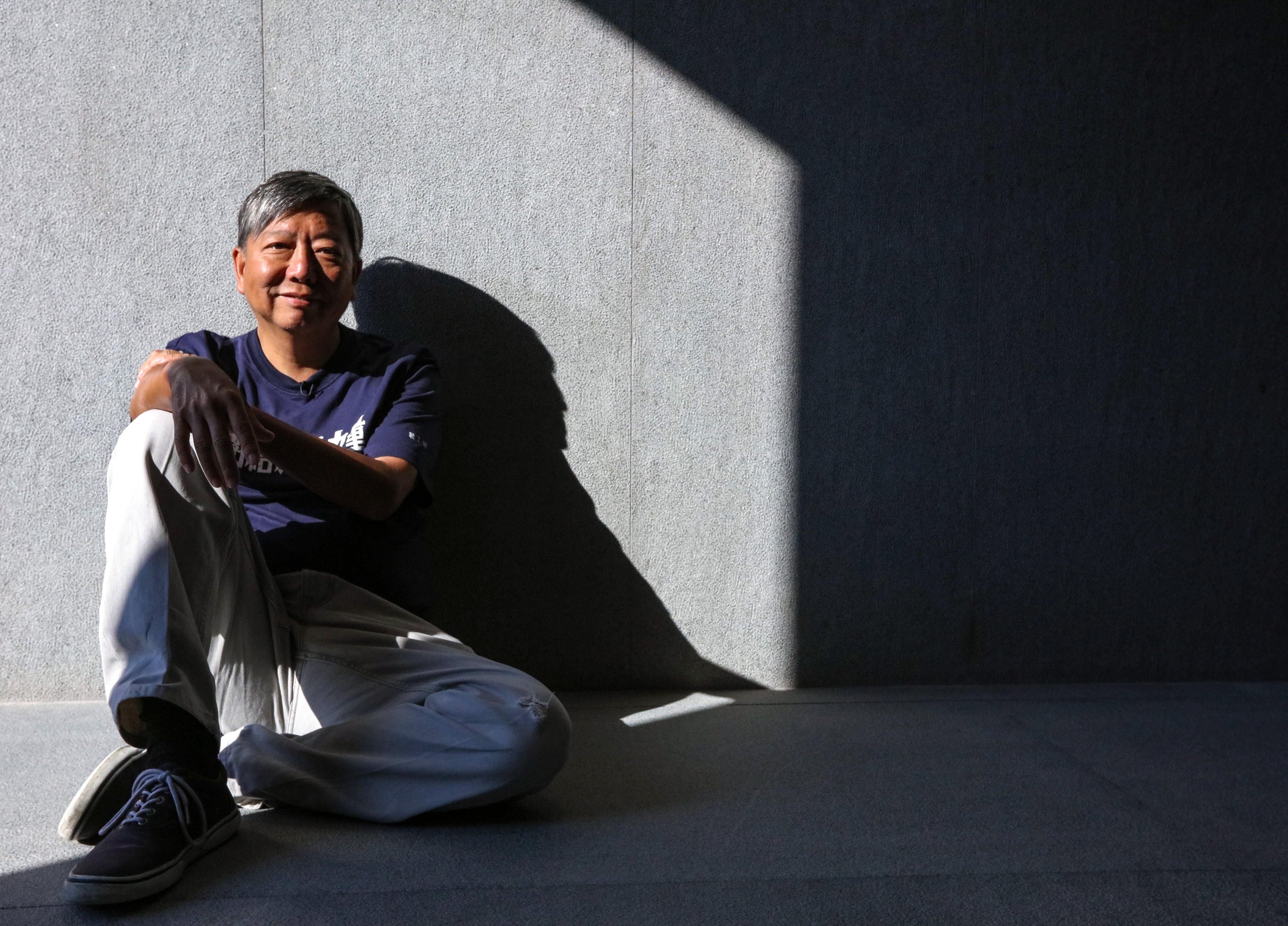 Lee Cheuk-yan poses for a photograph at the Legislative Council Complex in 2016. Photo: Felix Wong