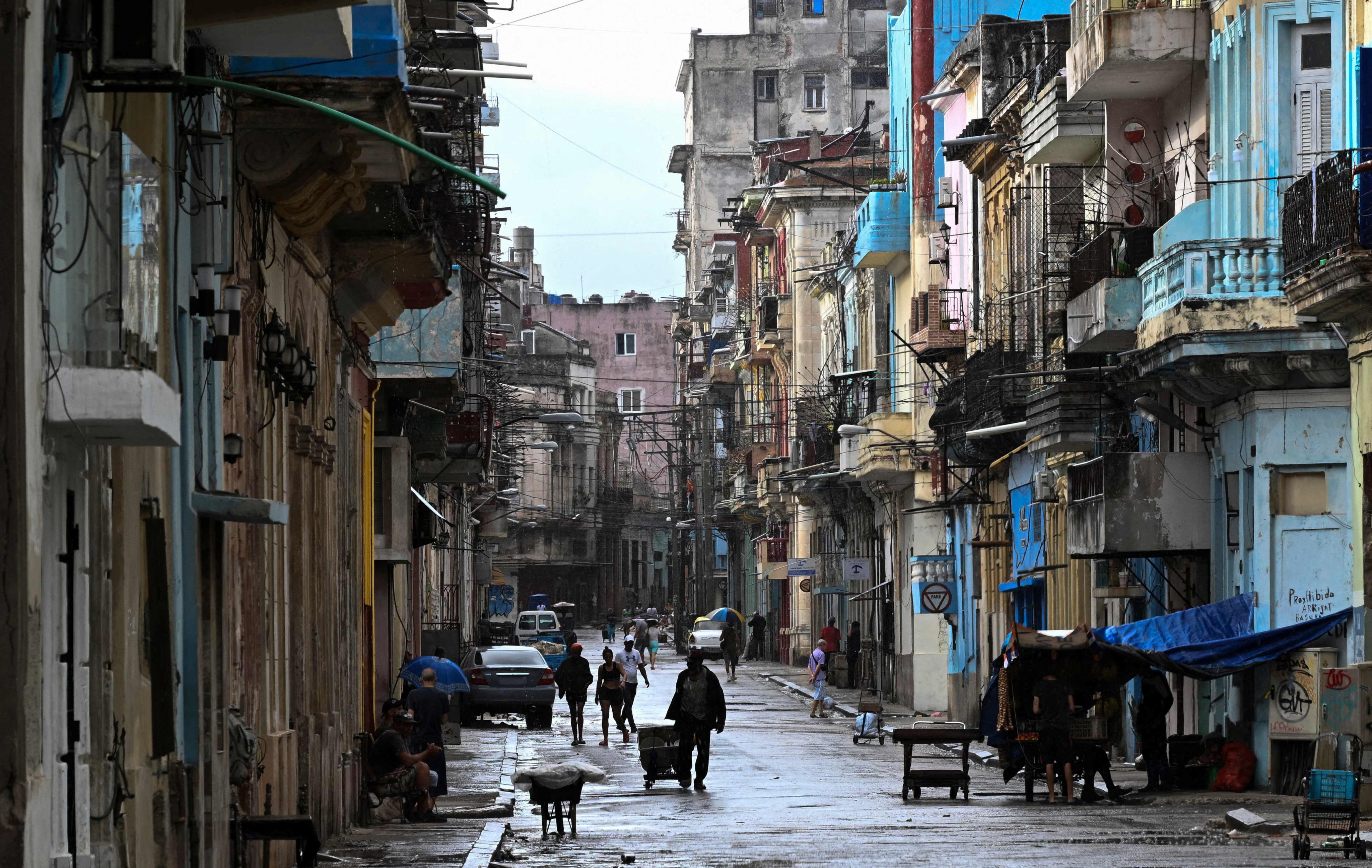 Cuba scrambled to restore power on Monday after a nationwide blackout that hit the communist-run island just as US President Donald Trump said he expected to take it over. Photo: AFP