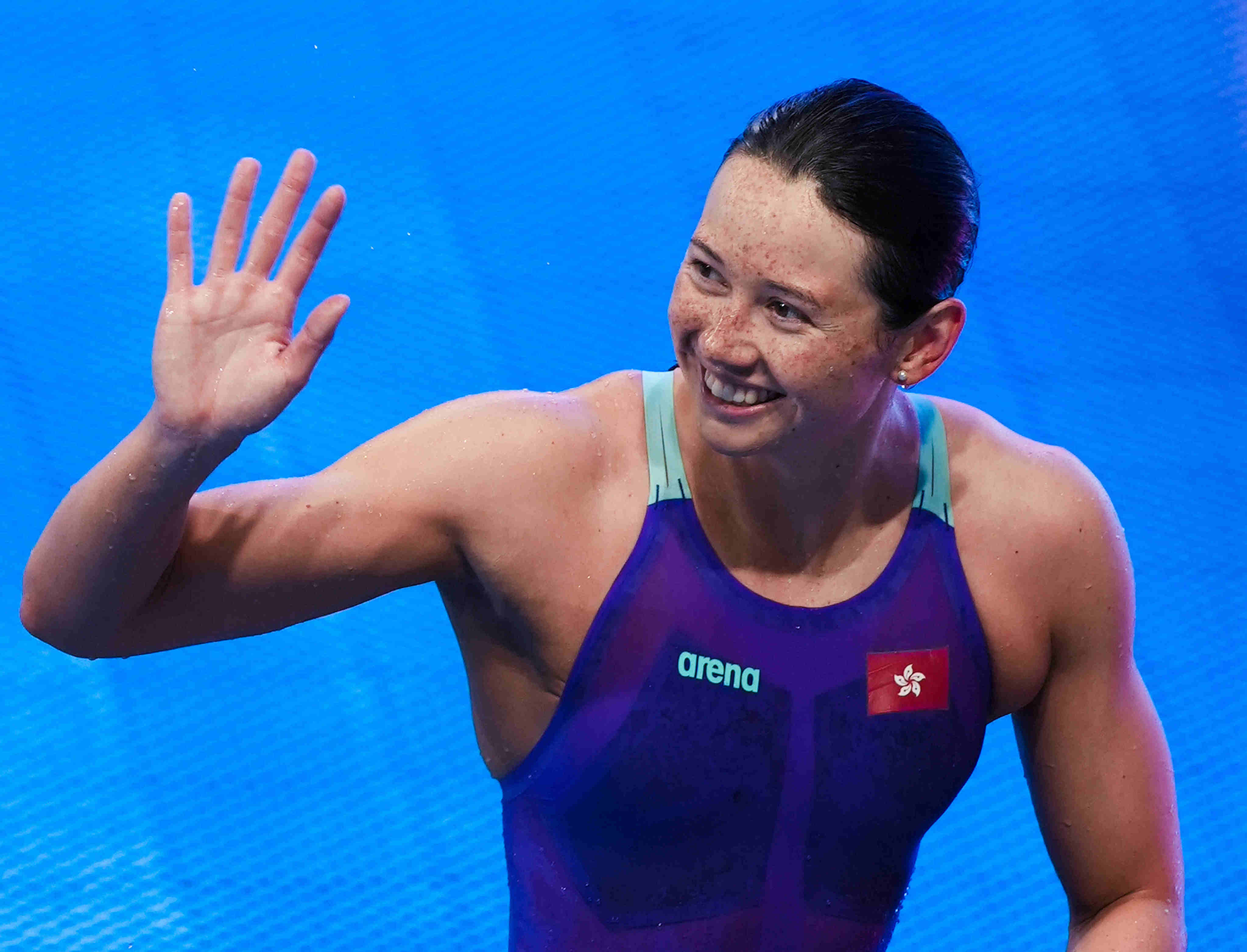 Hong Kong’s Siobhan Haughey won the 50m freestyle by a whisker at the China Open Swimming Championships, ahead of China’s Cheng Yujie. Photo: Handout