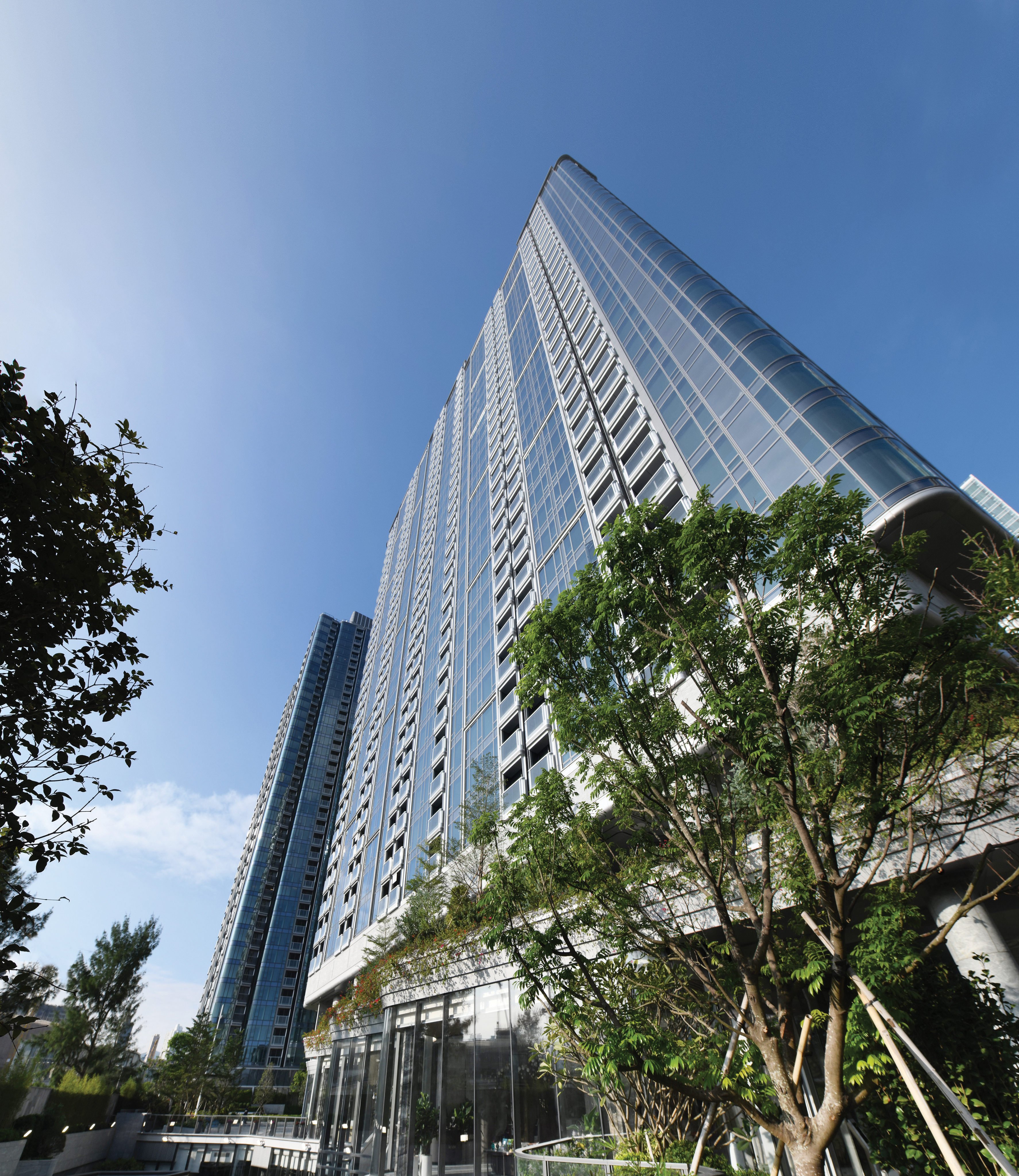 scmp.com - Peggy Ye - Brother of Great Eagle chairman sells Hong Kong flats amid deleveraging trend