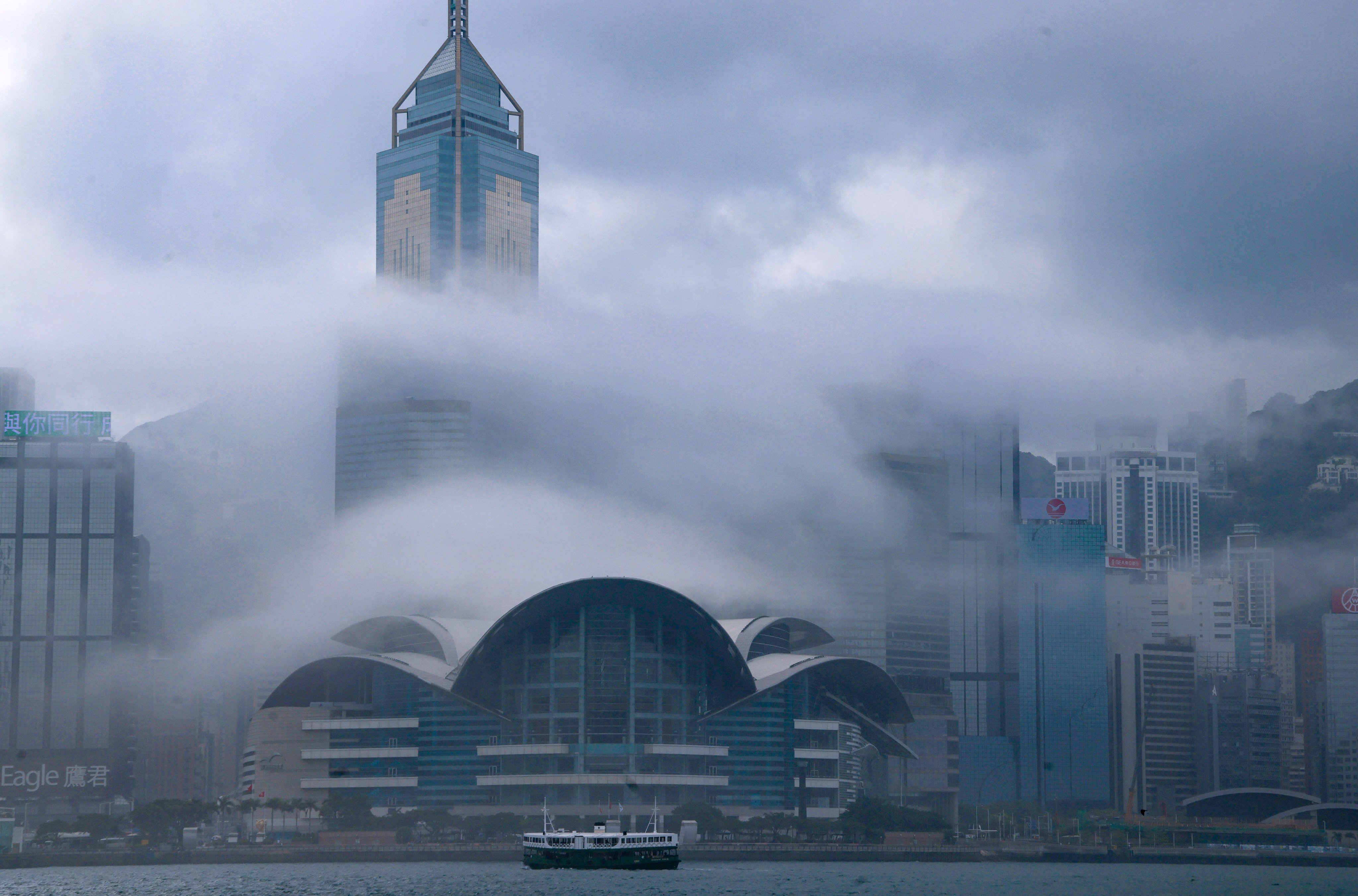 Hong Kong is braced for a humid spell with temperatures rising to 28 degrees Celsius. Photo: Jelly Tse
