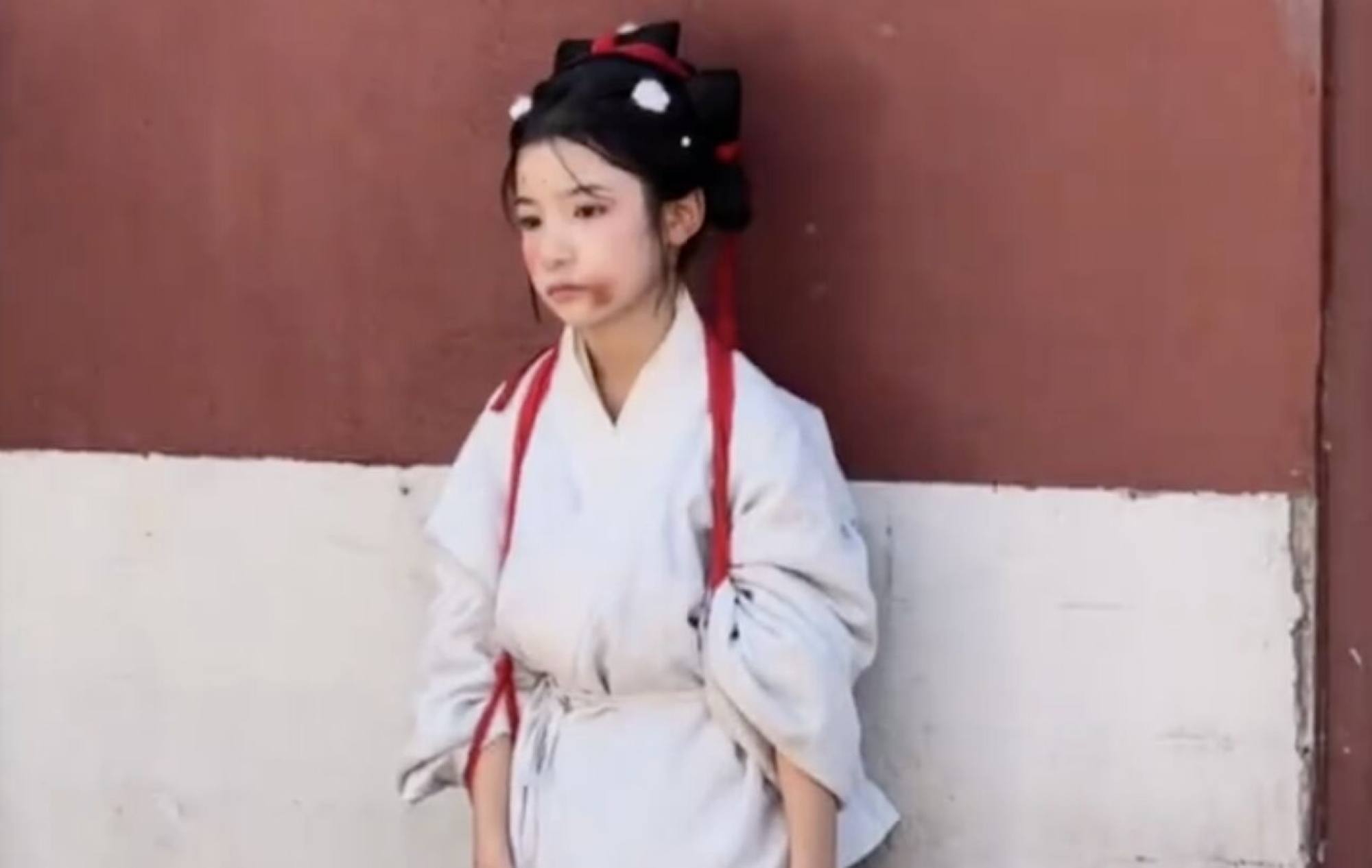 Another child actor, above. Experts fear the “adultification” trend could be psychologically harmful to children. Photo: ettoday Another child actor, above. Experts fear the “adultification” trend could be psychologically harmful to children. Photo: ettoday