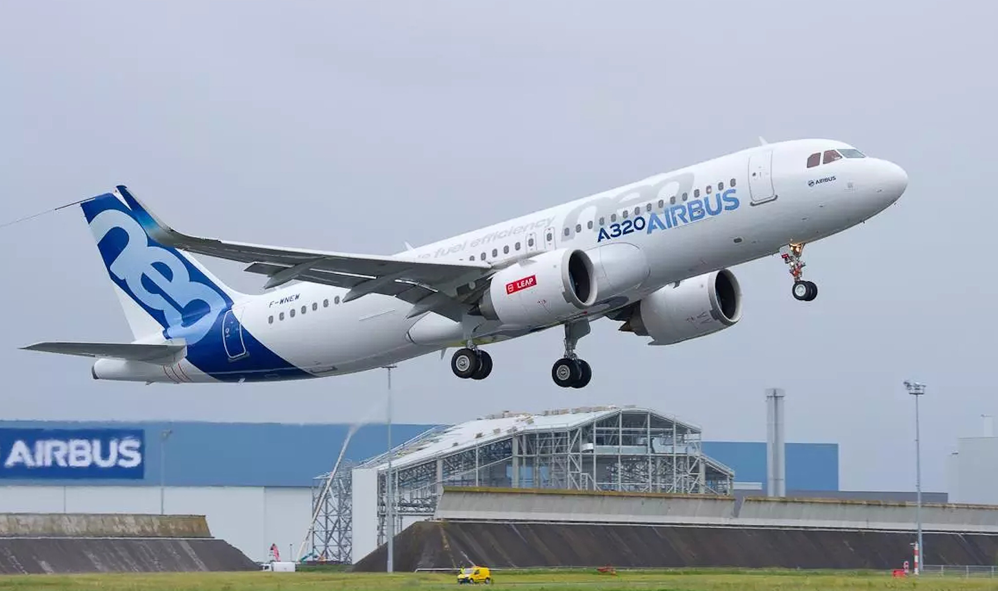 scmp.com - Xiaofei Xu - Airbus wins Chinese airline's 101-plane order in victory over Boeing