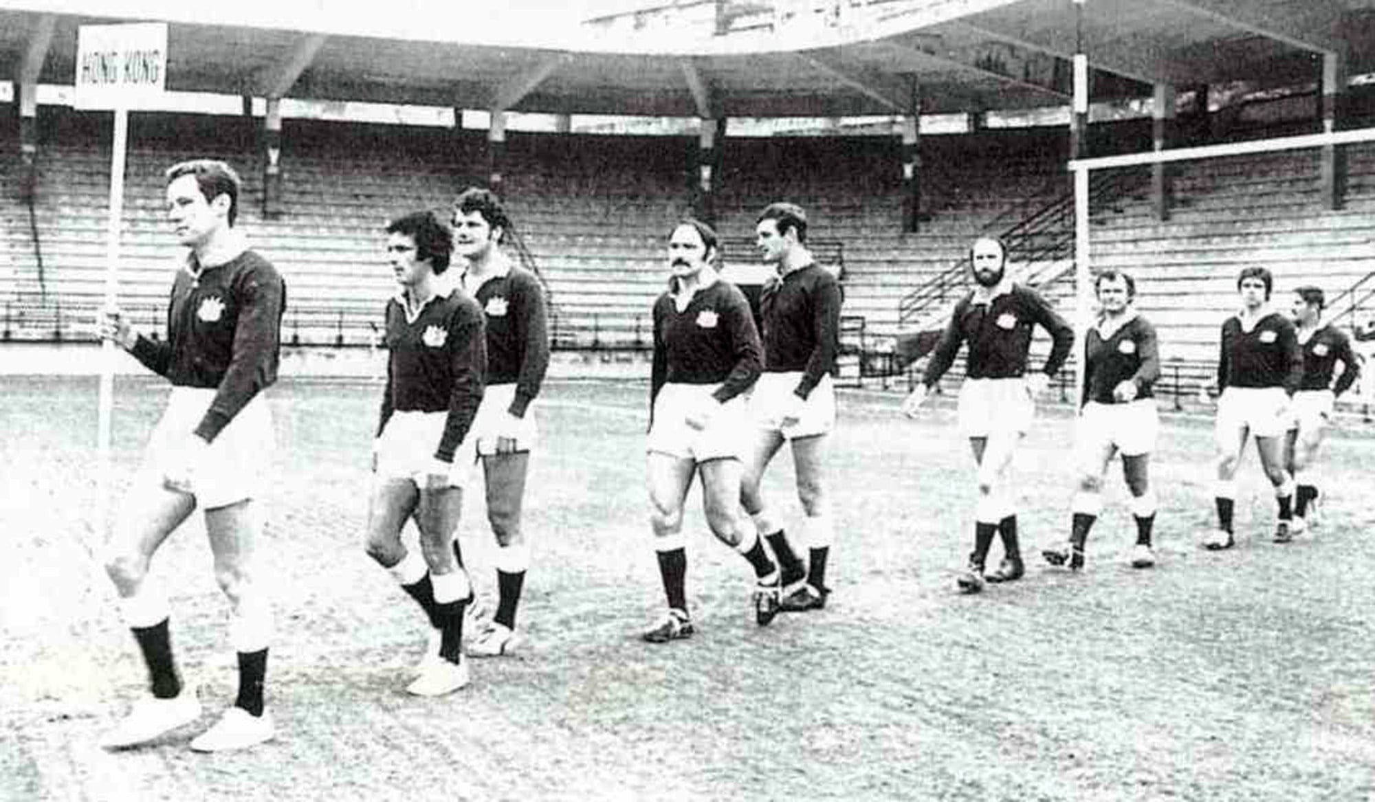 Hong Kong players run out on to the pitch at the first sevens in 1976. Photo: HKRFU