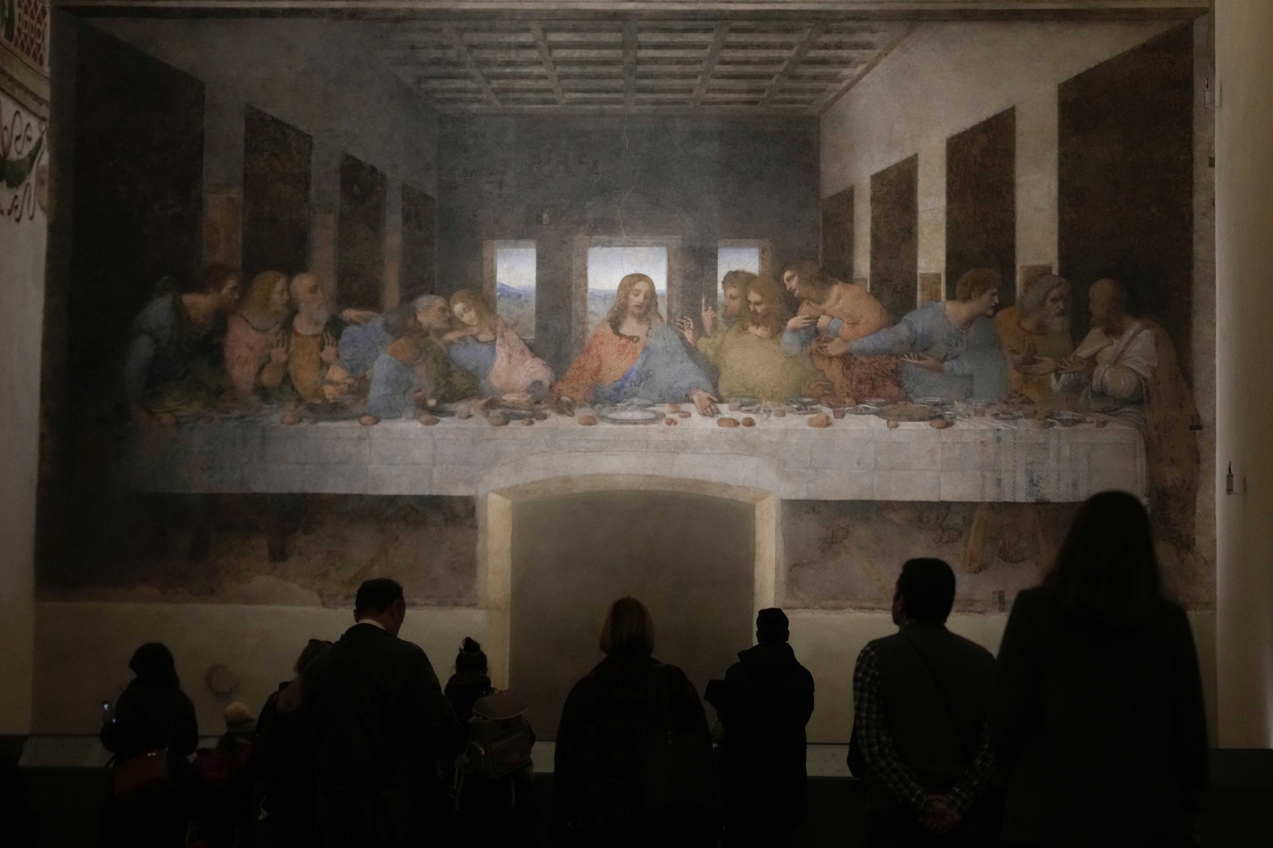 Visitors admire Leonardo da Vinci’s The Last Supper at the convent next to the sanctuary of Santa Maria delle Grazie, in Milan, Italy, in 2024. Photo: AP