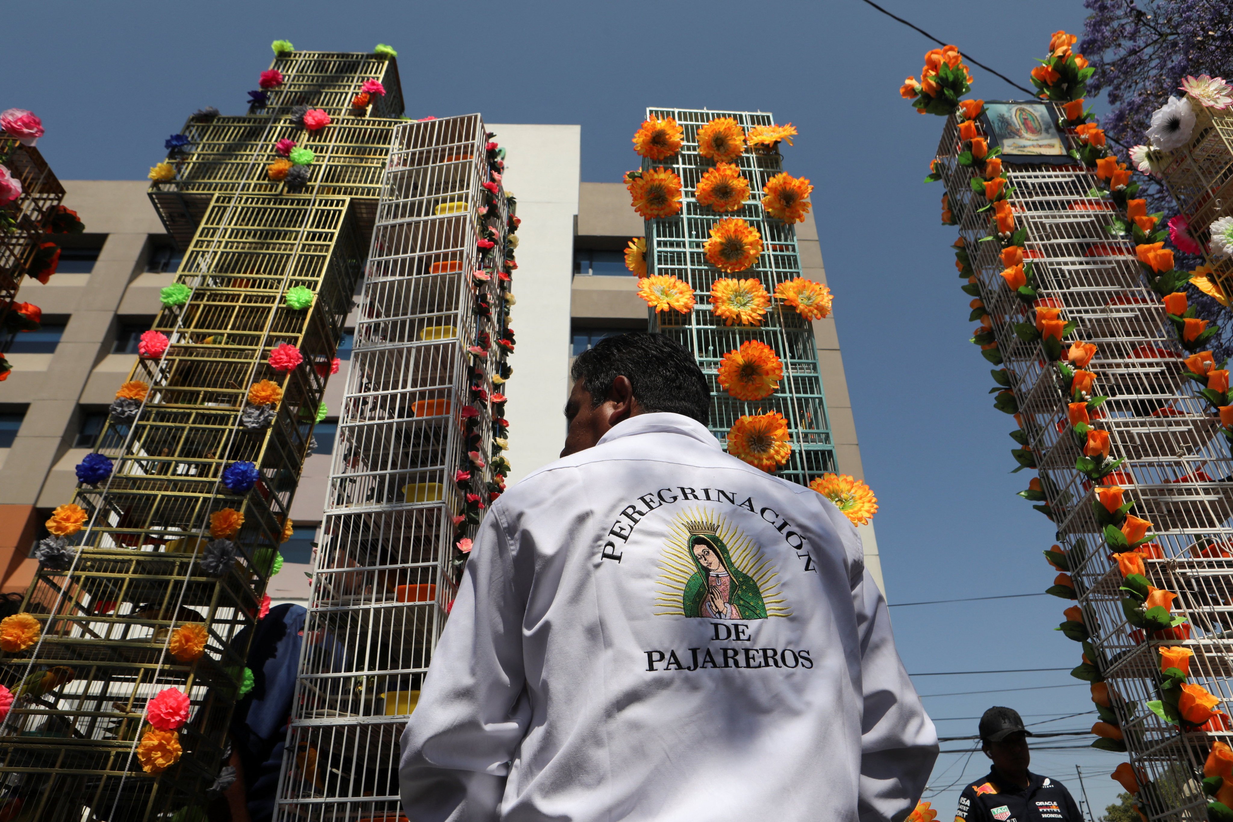Amid growing restrictions and criticism from animal rights groups, veteran street bird vendors say the tradition is diminishing. Photo: Reuters