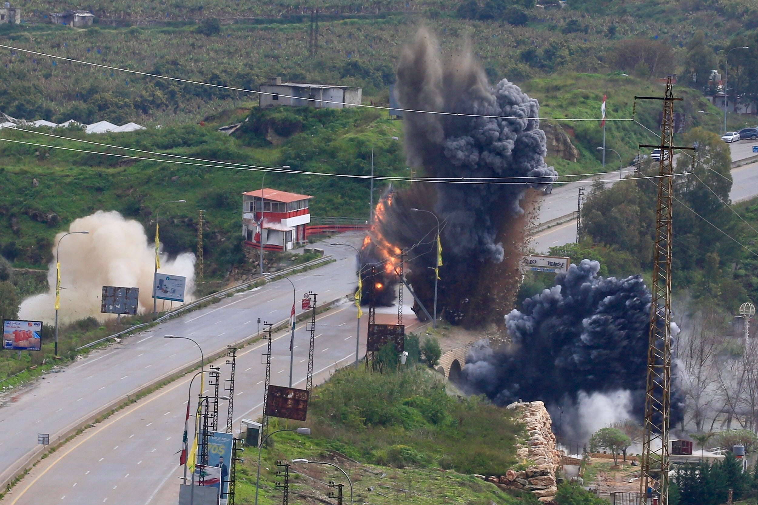 An Israeli air strike hits a bridge over the Litani River in Qasmiyeh, southern Lebanon, on March 22. Photo: Xinhua