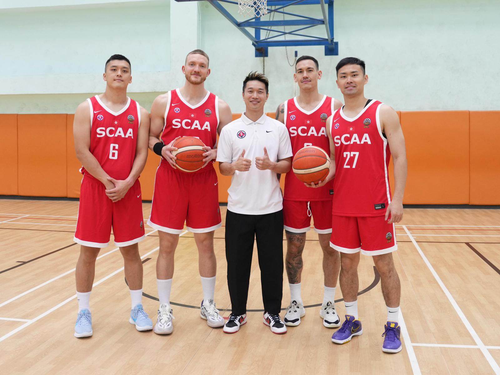 South China’s recruits (from left) Leung Shiu-wah, Dominic Gilbert, Glen Yang and Tsai Choi-kwan flanking coach Lo Yi-ting. Photo: Handout