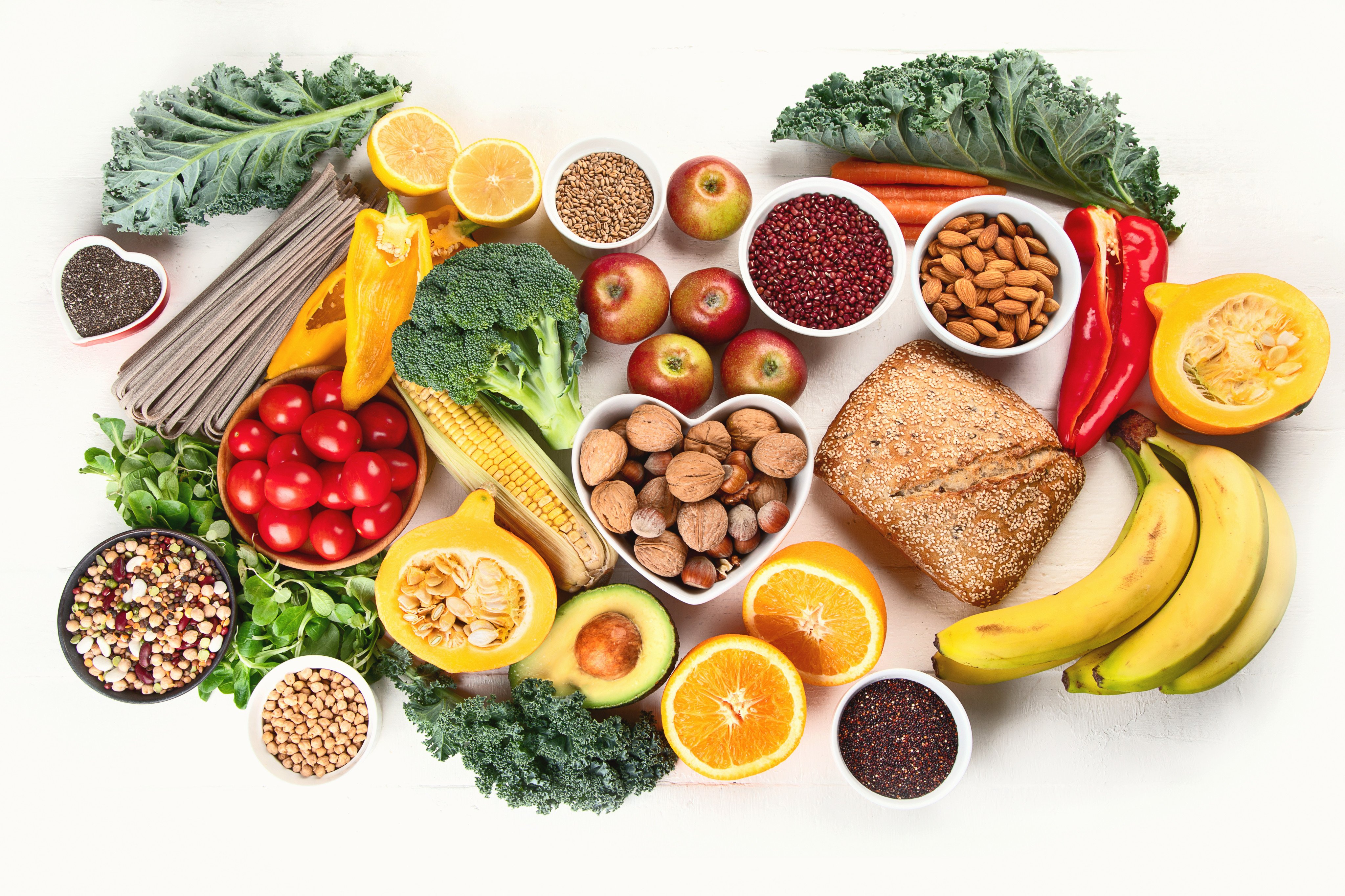 Viral diet trends like “proteinmaxxing” and “fibermaxxing” promise health benefits, but experts warn against extreme optimisation. Photo: Shutterstock