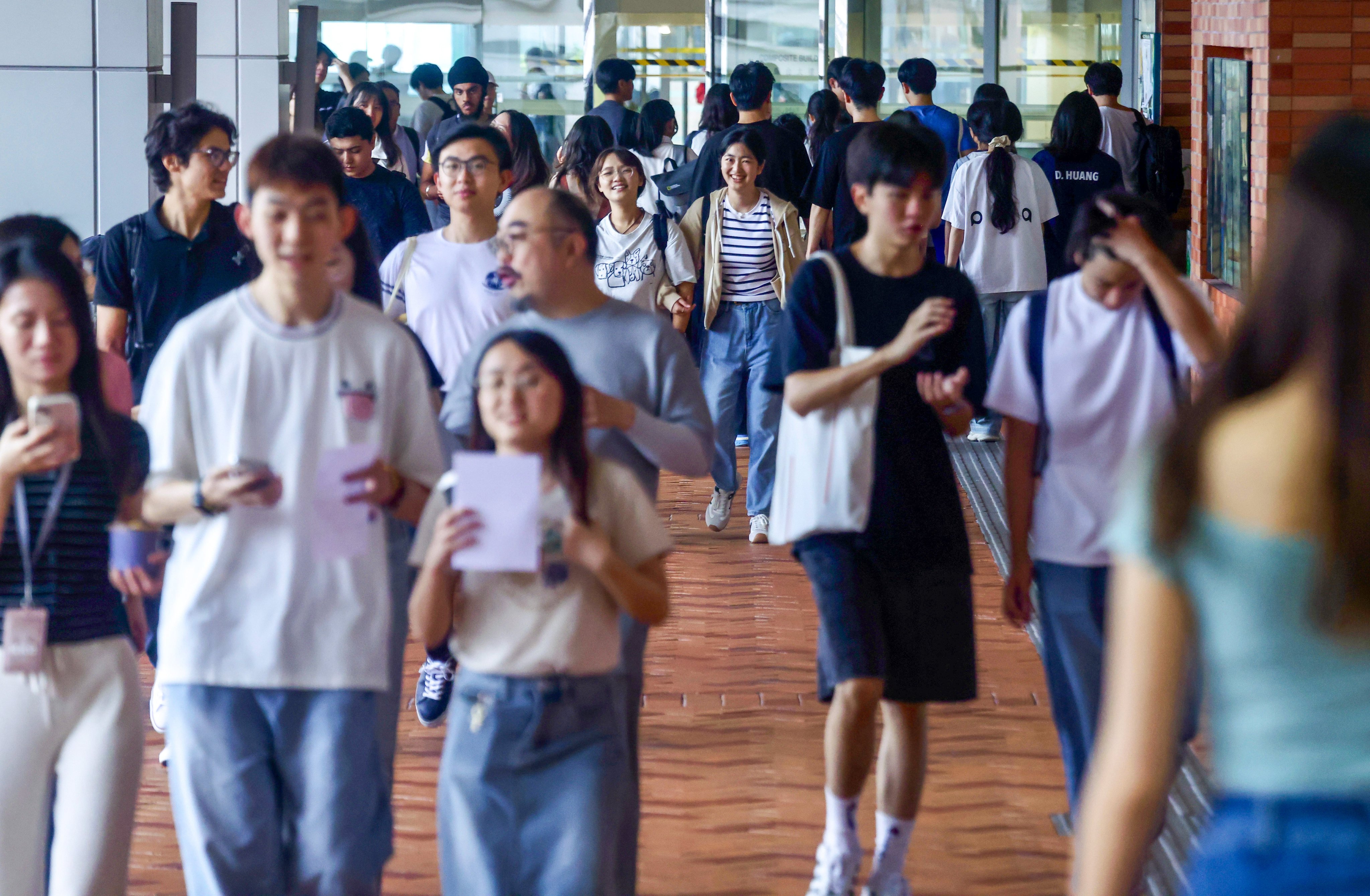 Police have advised students to verify job offers directly with companies. Photo: Jonathan Wong