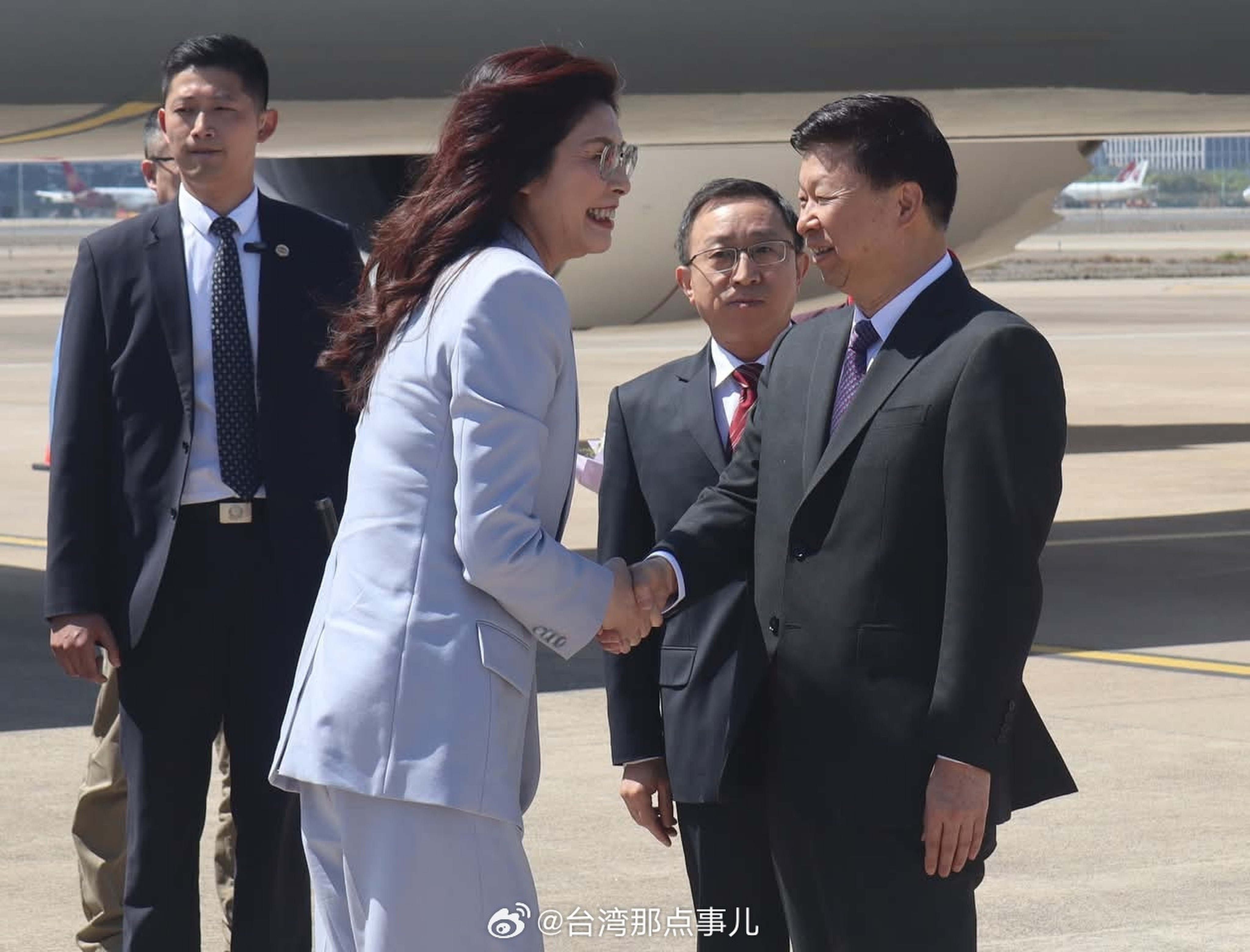 KMT chairwoman Cheng Li-wun is greeted in Shanghai by Song Tao, director of the Taiwan Affairs Office. Photo: Handout