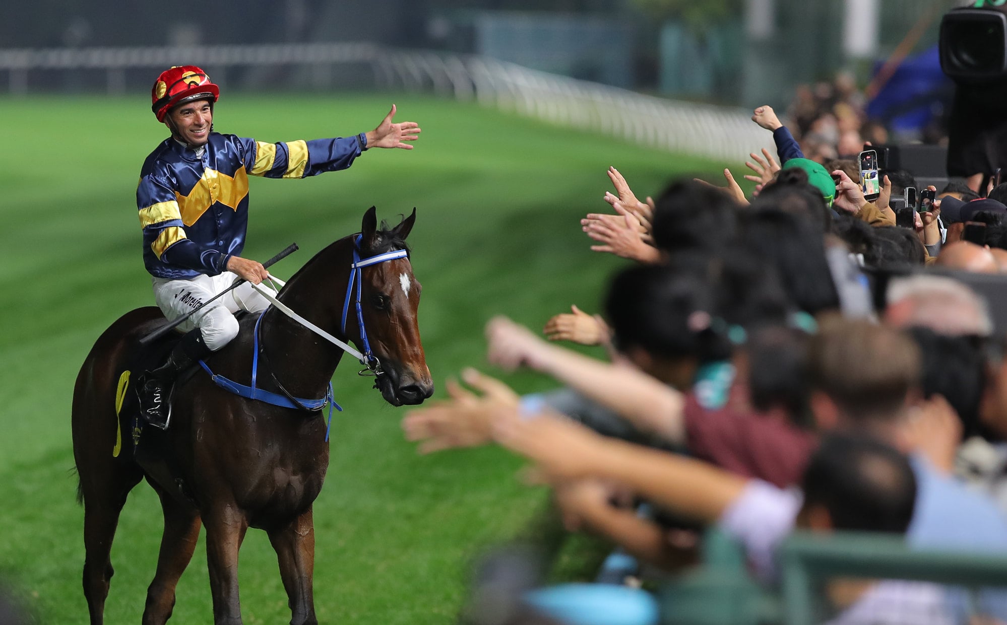 Joao Moreira returns after scoring aboard Family Fortune on IJC night at Happy Valley.