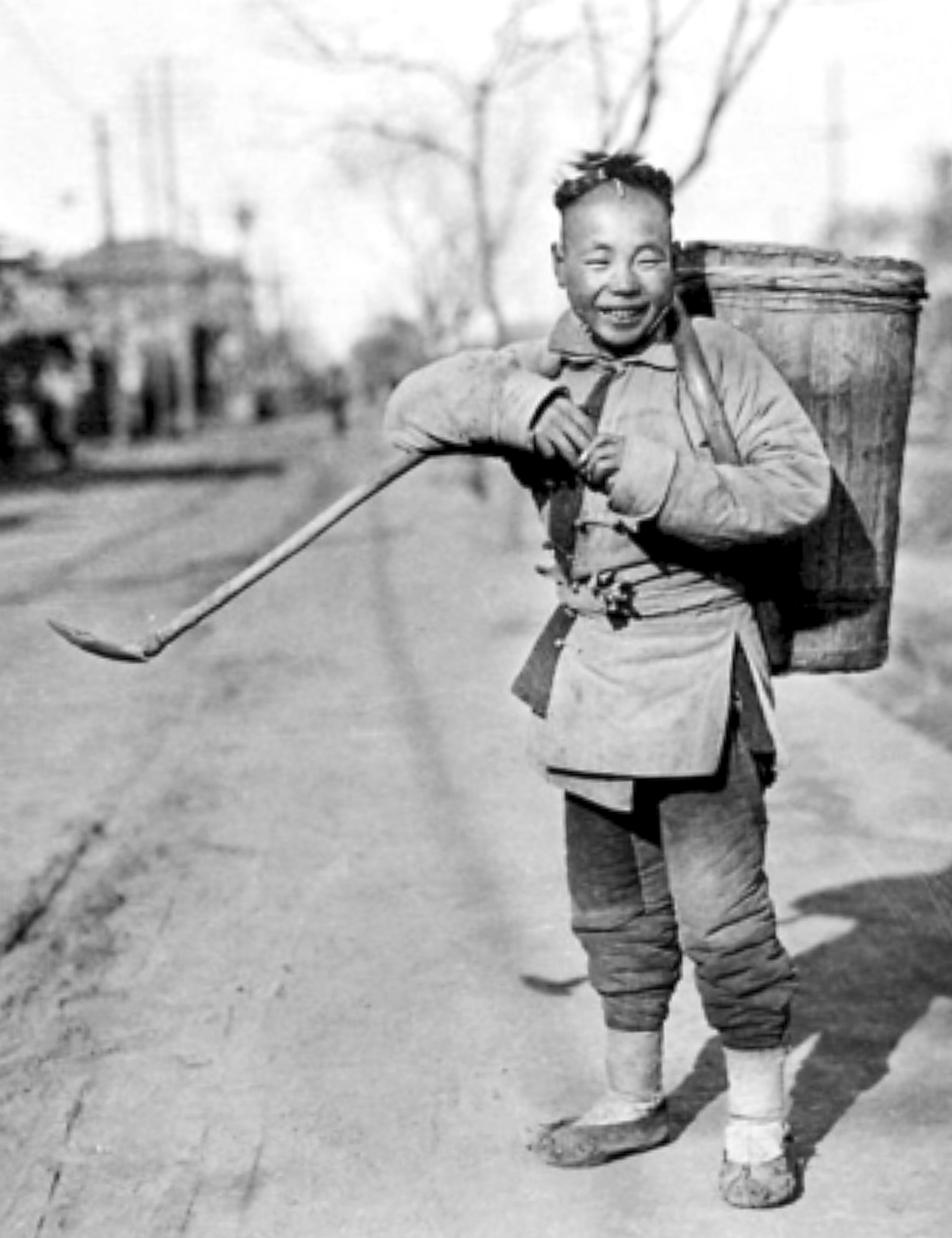 Ancient China’s “dung collectors” profited handsomely from human waste, selling it as fertiliser to farmers amidst fierce competition. Photo: baijiahao.baidu.com