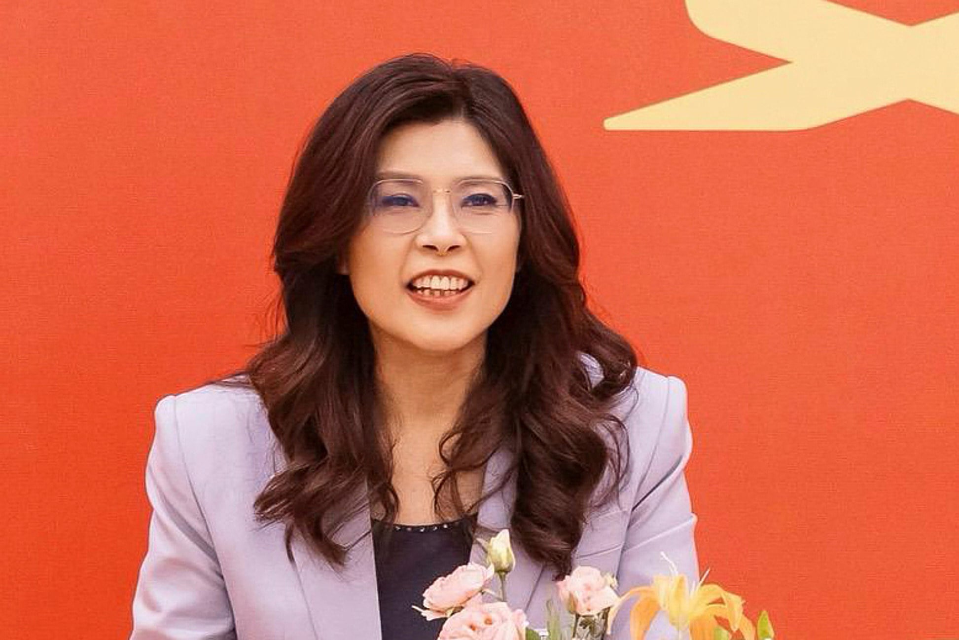 Cheng Li-wun, chairwoman of Taiwan’s main opposition Kuomintang party, speaks at a gala dinner in Shanghai on Tuesday. Photo: Kuomintang via AP