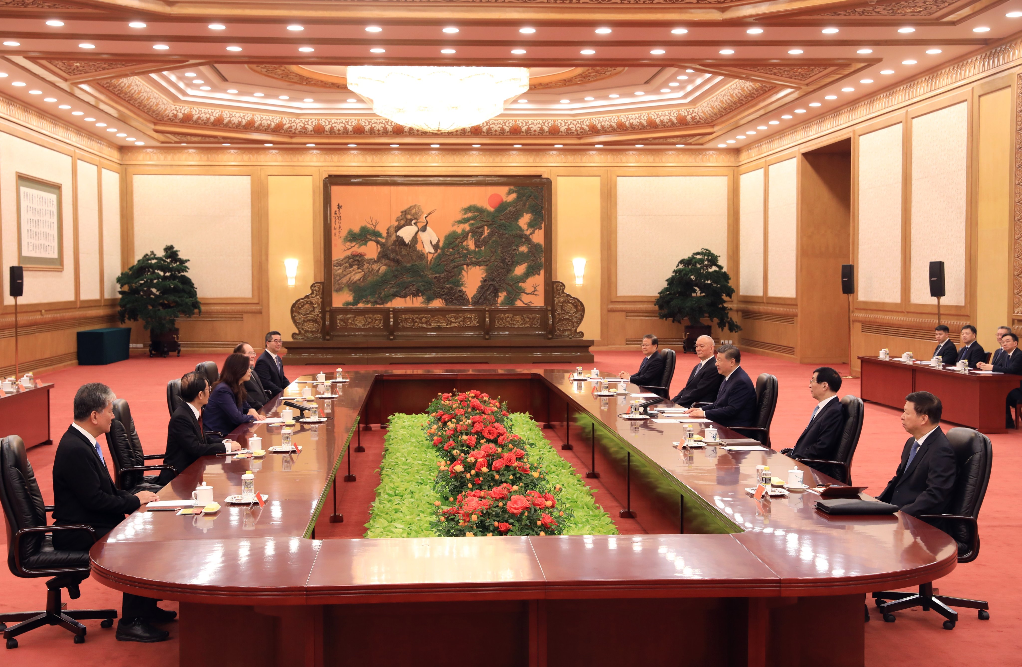 Taiwan’s main opposition Kuomintang chairwoman Cheng Li-wun (centre left) and Communist Party chief Xi Jinping (centre right) meet in Beijing on Friday. Photo: EPA